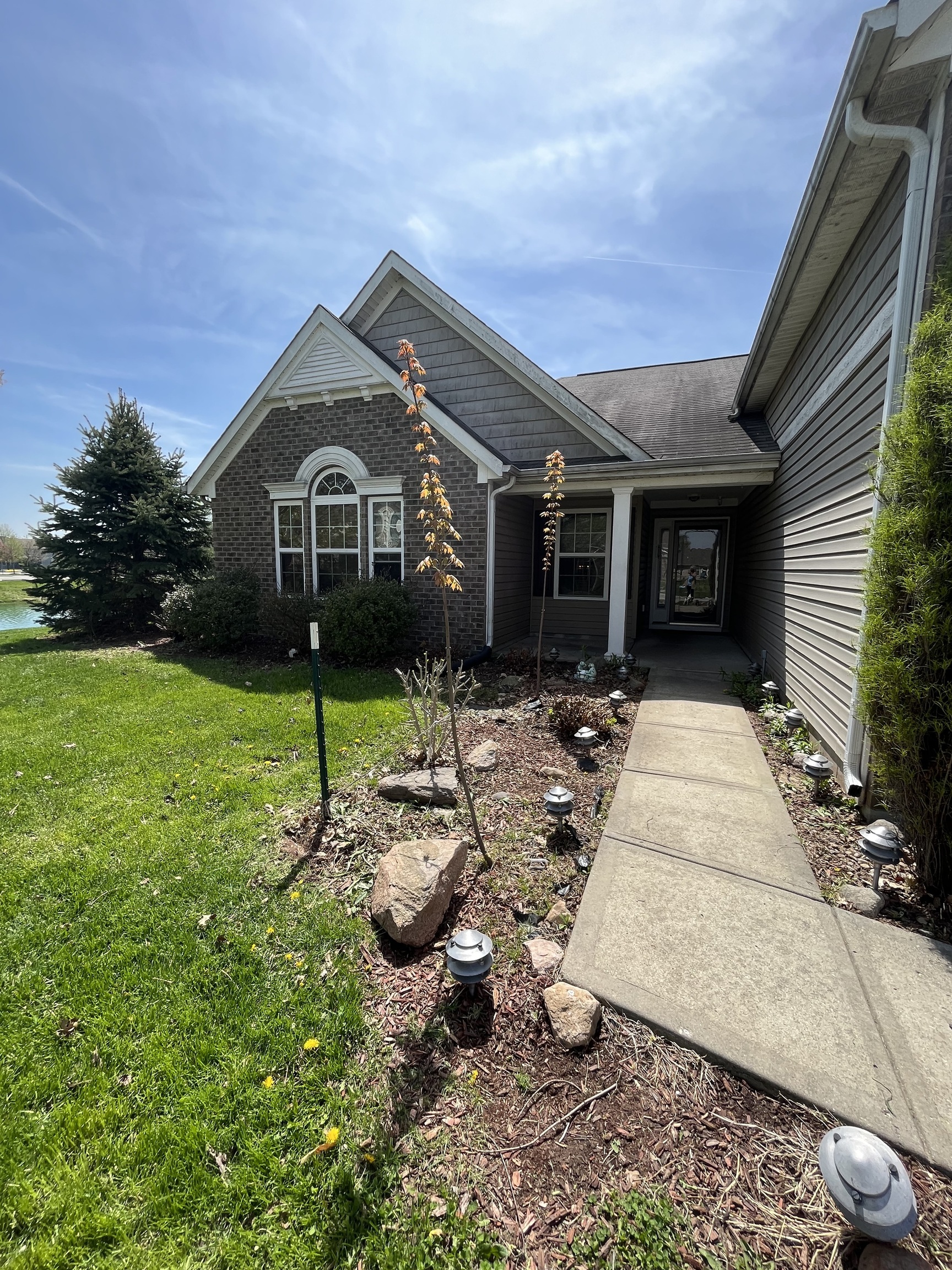 5853 Mustang Terrace