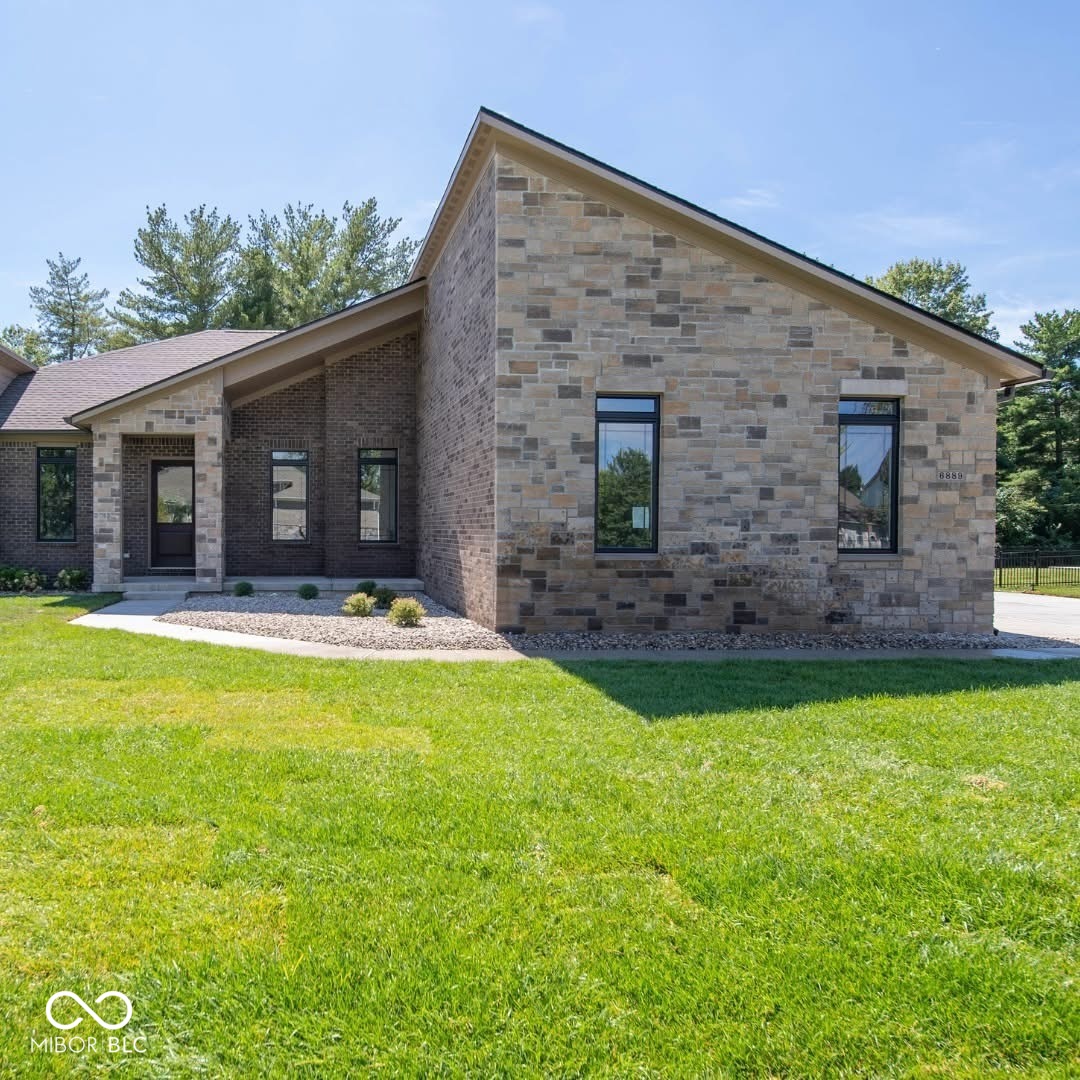 6889 Enclave Drive