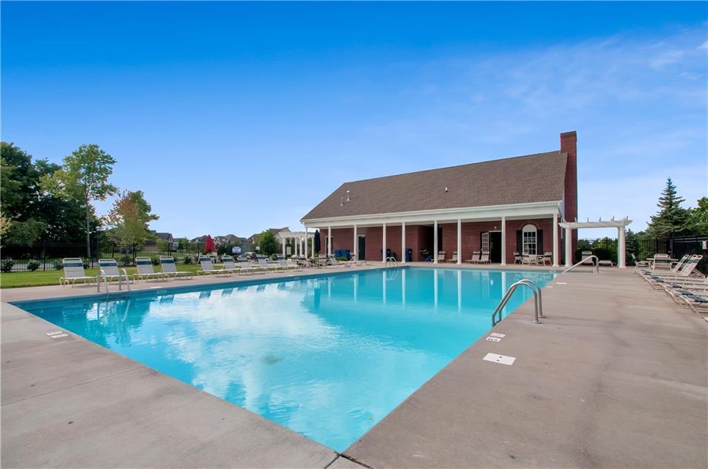 12098 Shady Knoll Drive