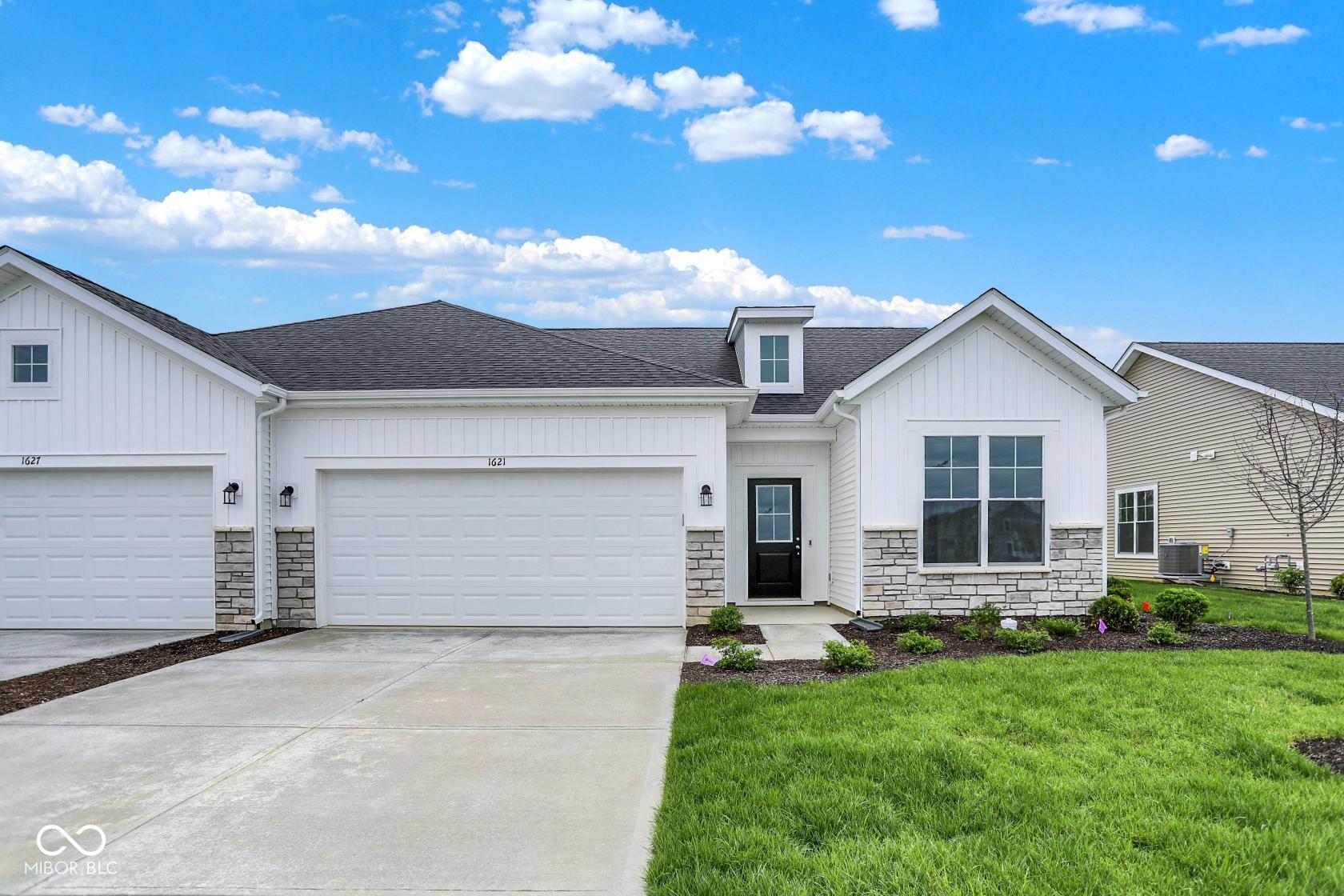 1621 Clover Crossing Drive