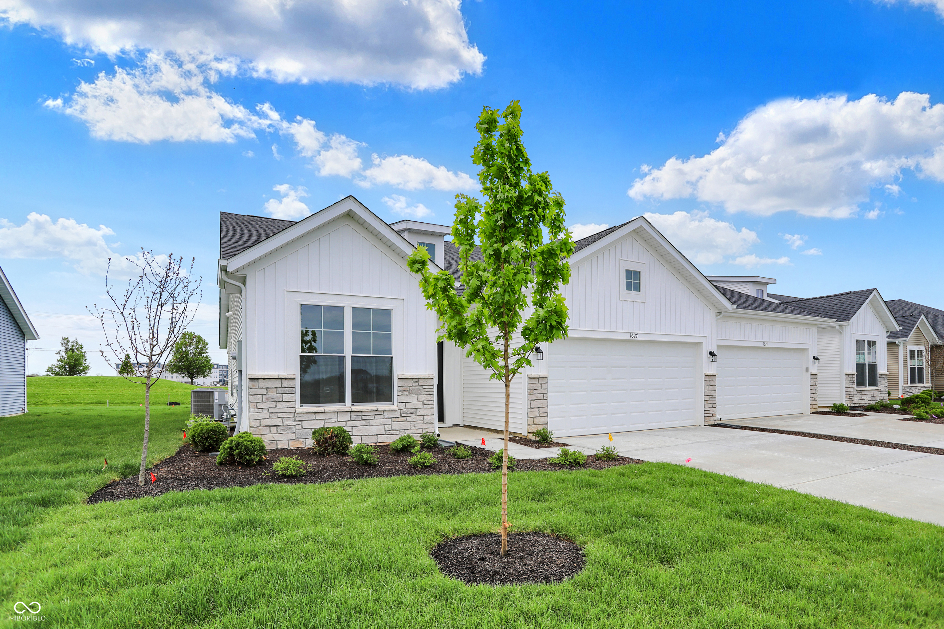 1627 Clover Crossing Drive