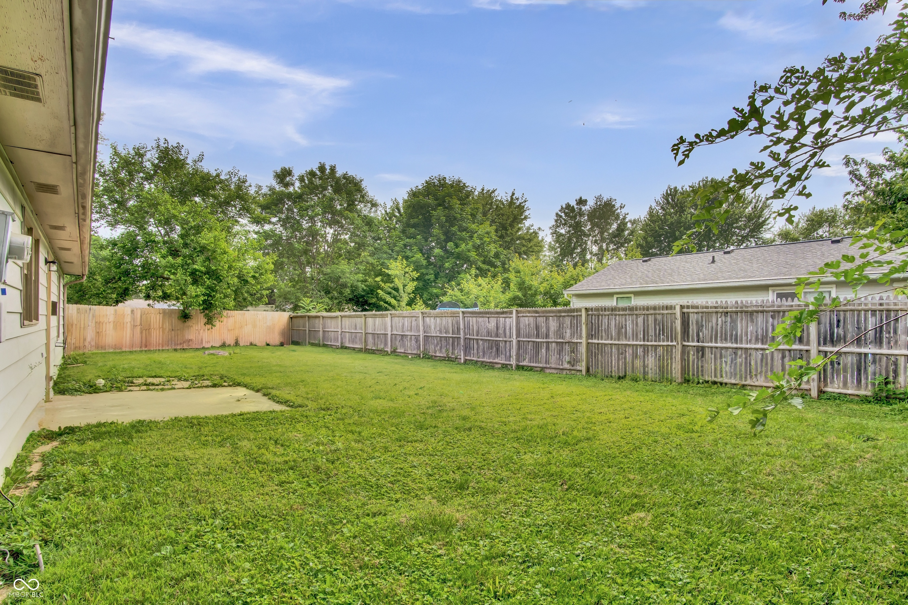 168 Midway S Court