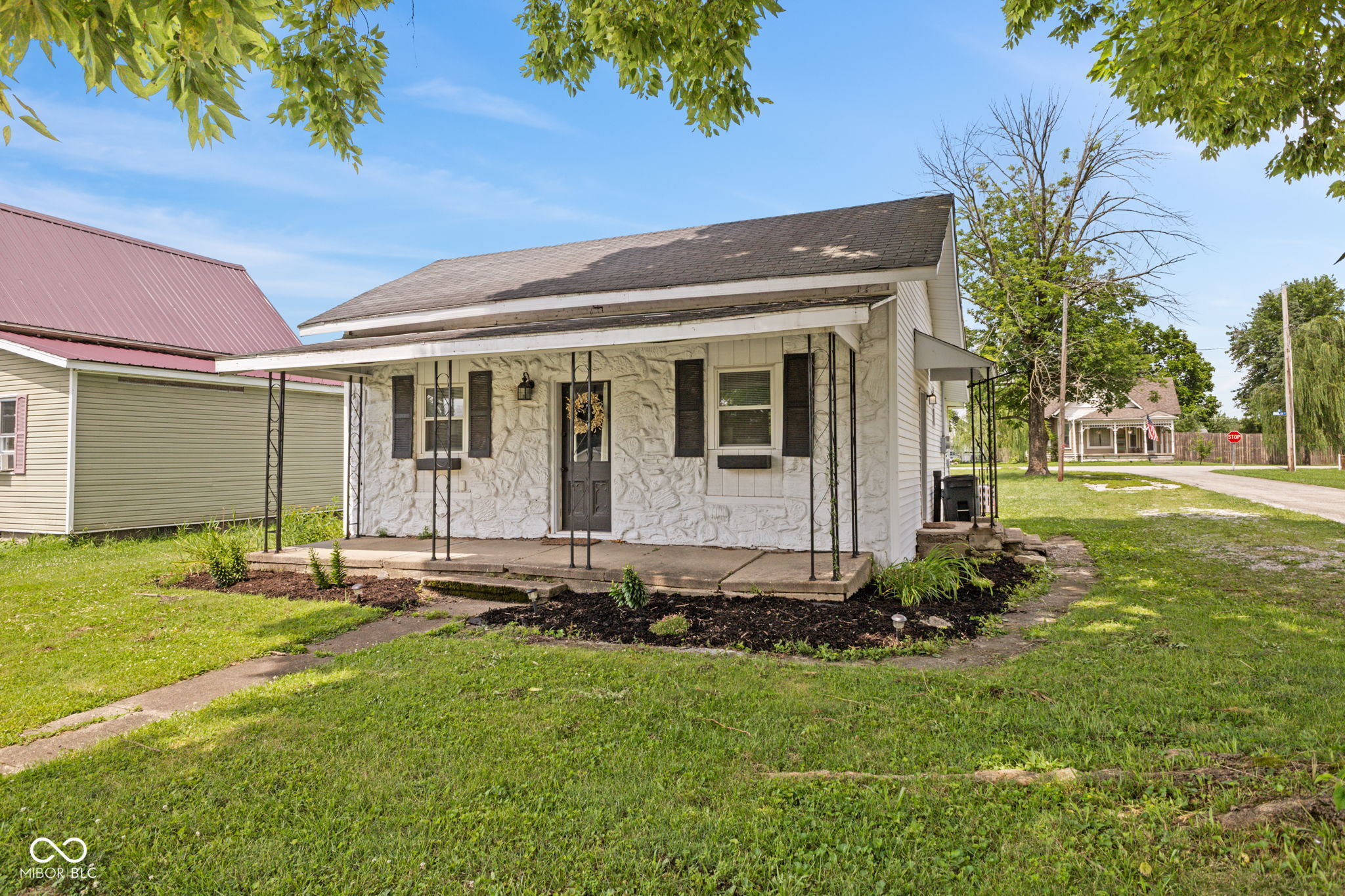 403 Railroad Street