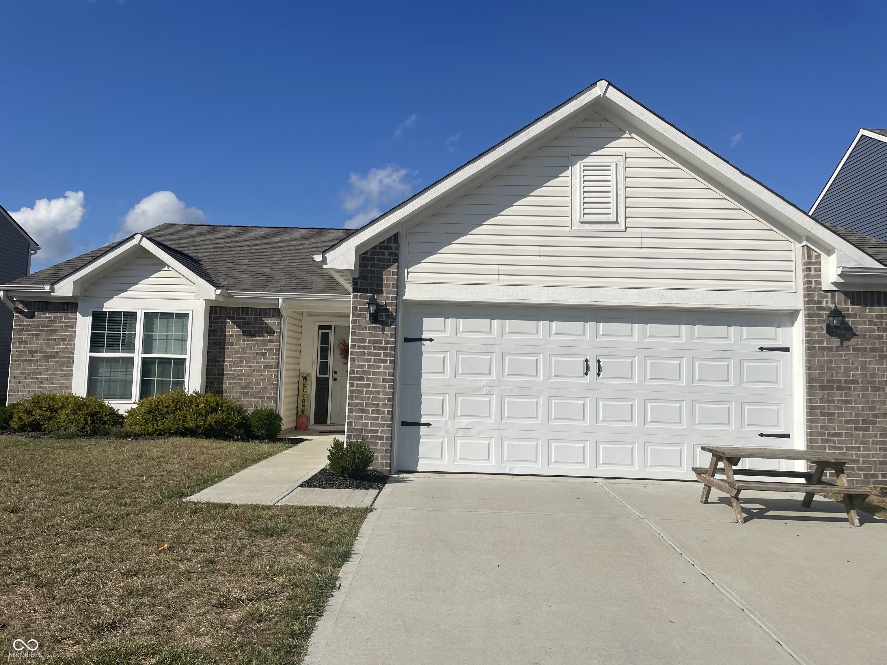 2018 Abbey Lane