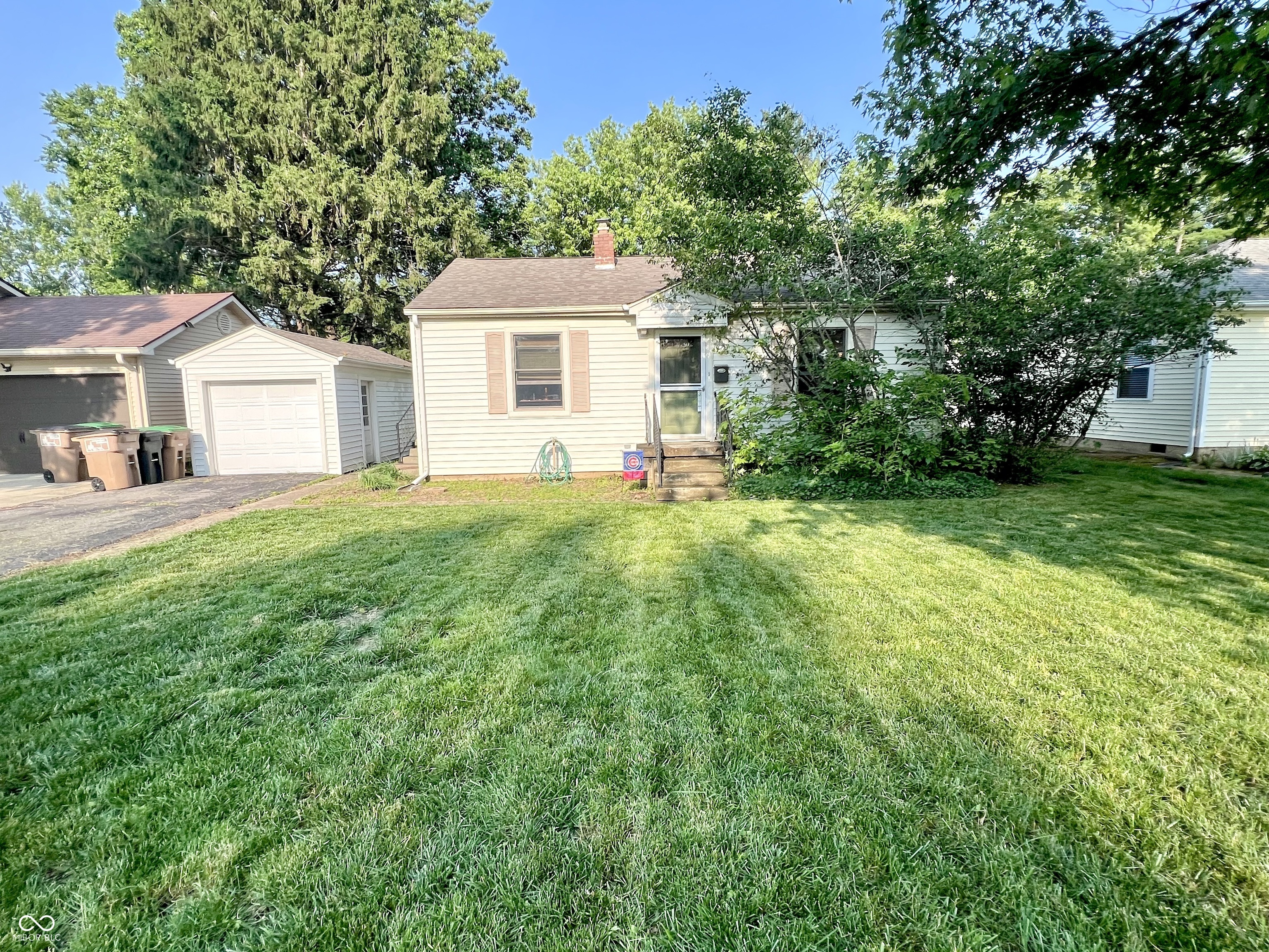 3321 Sycamore Drive