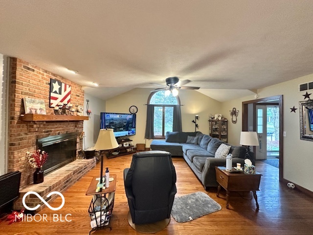4136 W Reece Lane