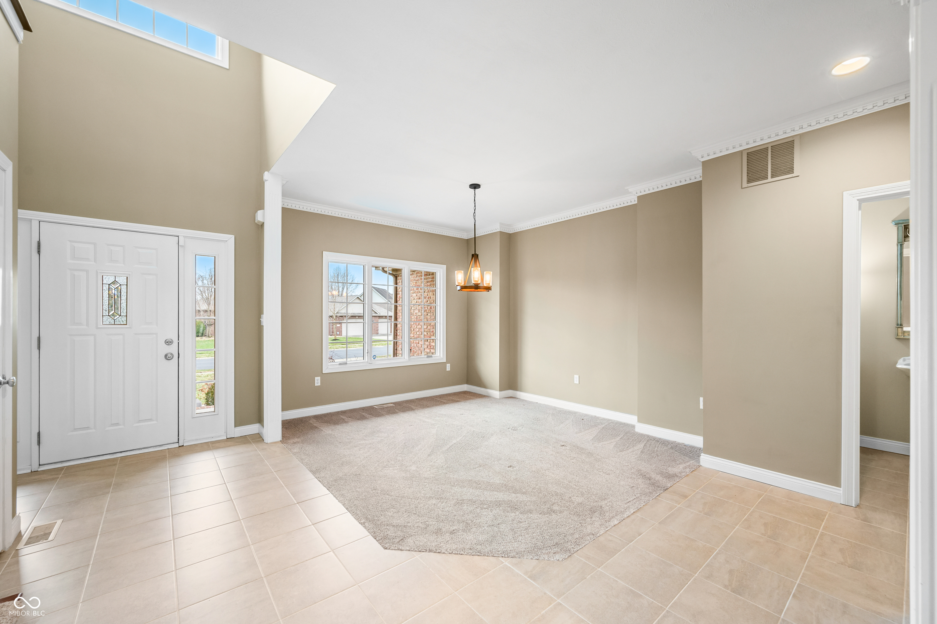 685 Greystone Court