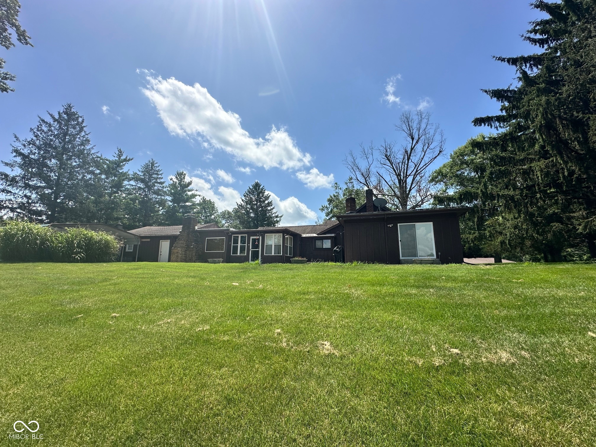 9012 W Evergreen Drive