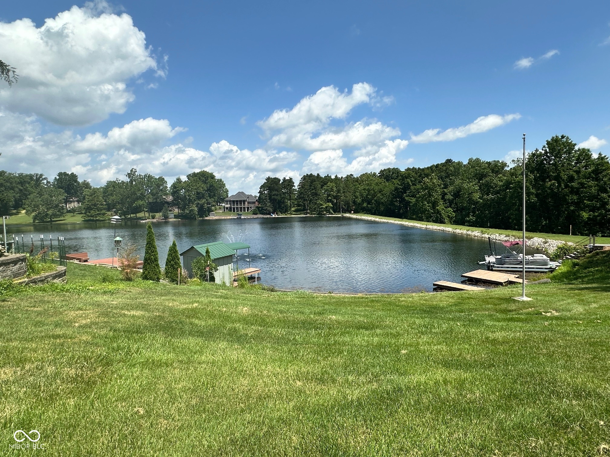 9012 W Evergreen Drive