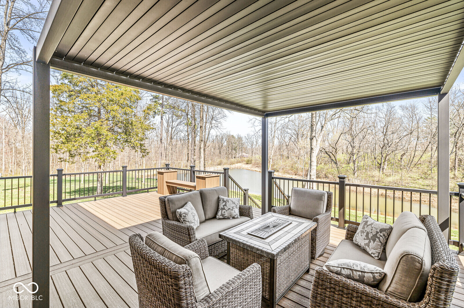 1527 Canyon Oak Lane