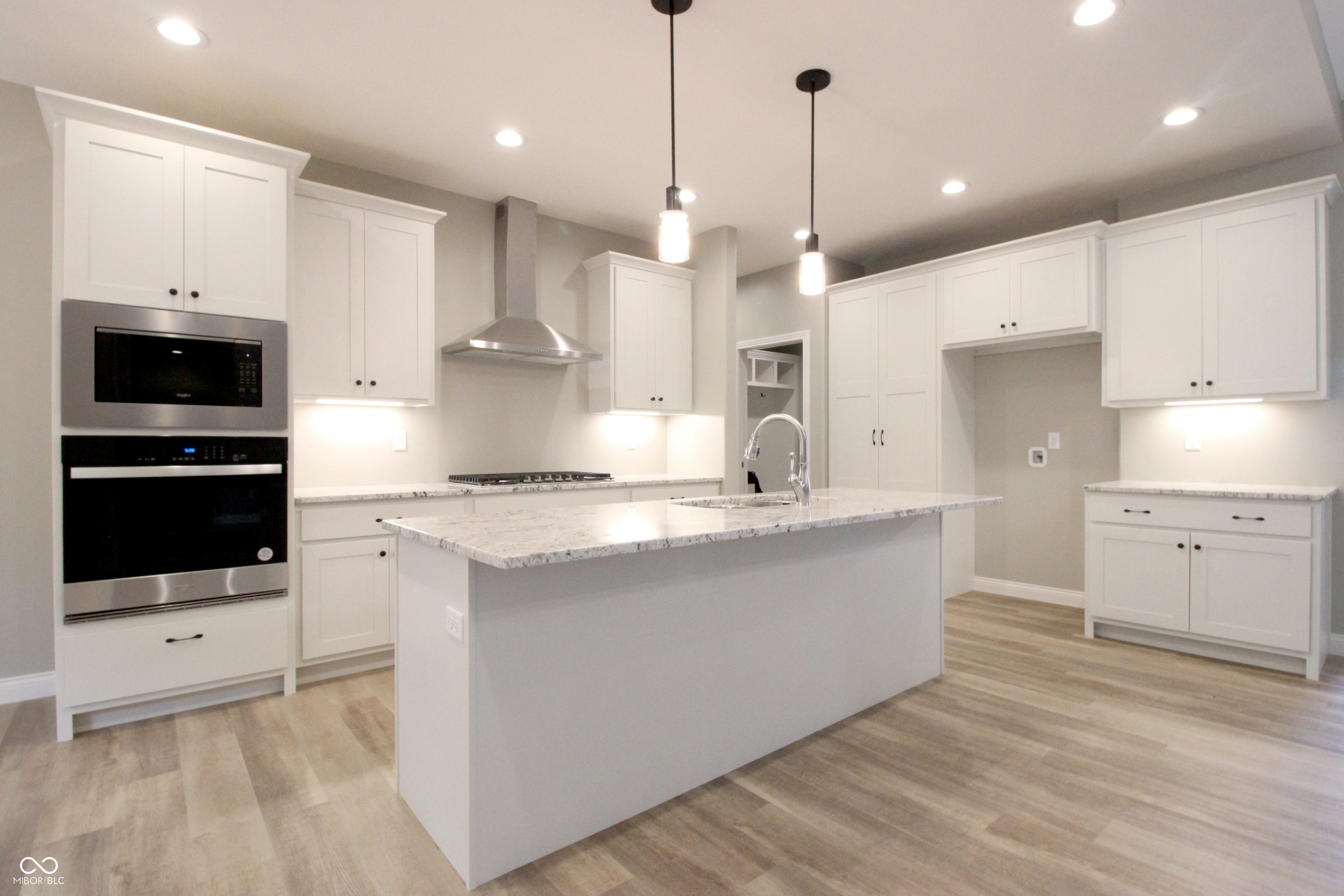 3604 Maple Ridge Drive