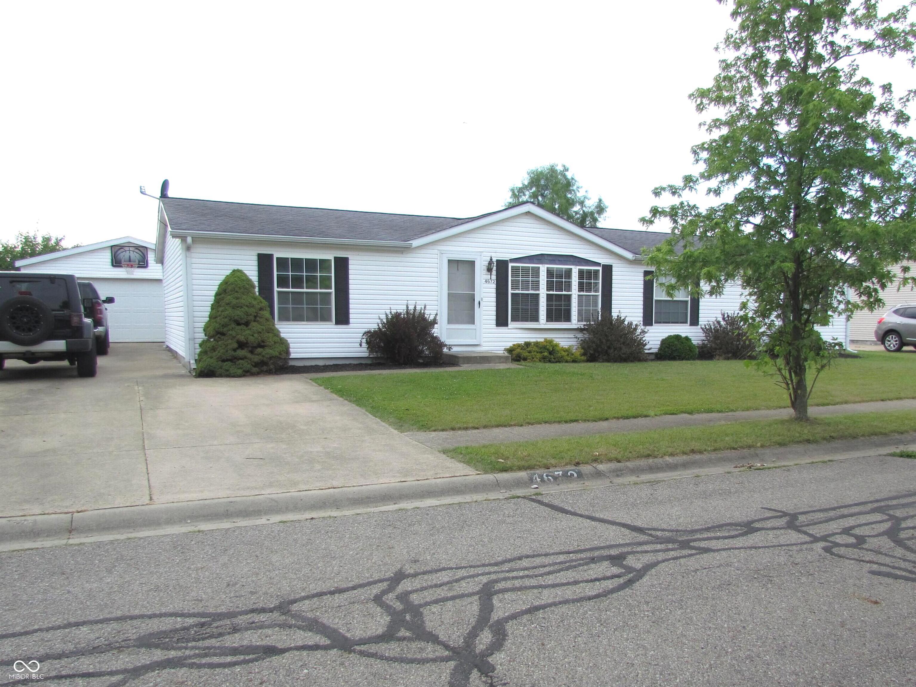 4672 Autumn Ridge Drive