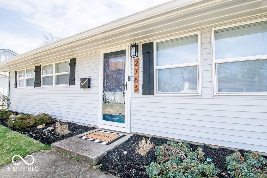 2763 Streamside Drive