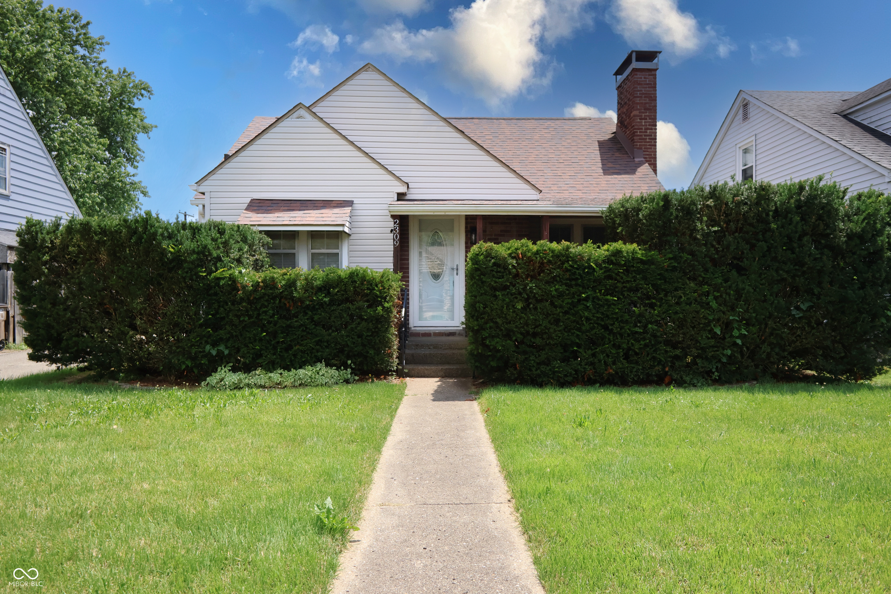 2309 Maple Street