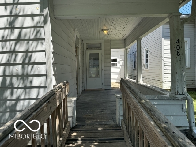 408 W Kickapoo Street