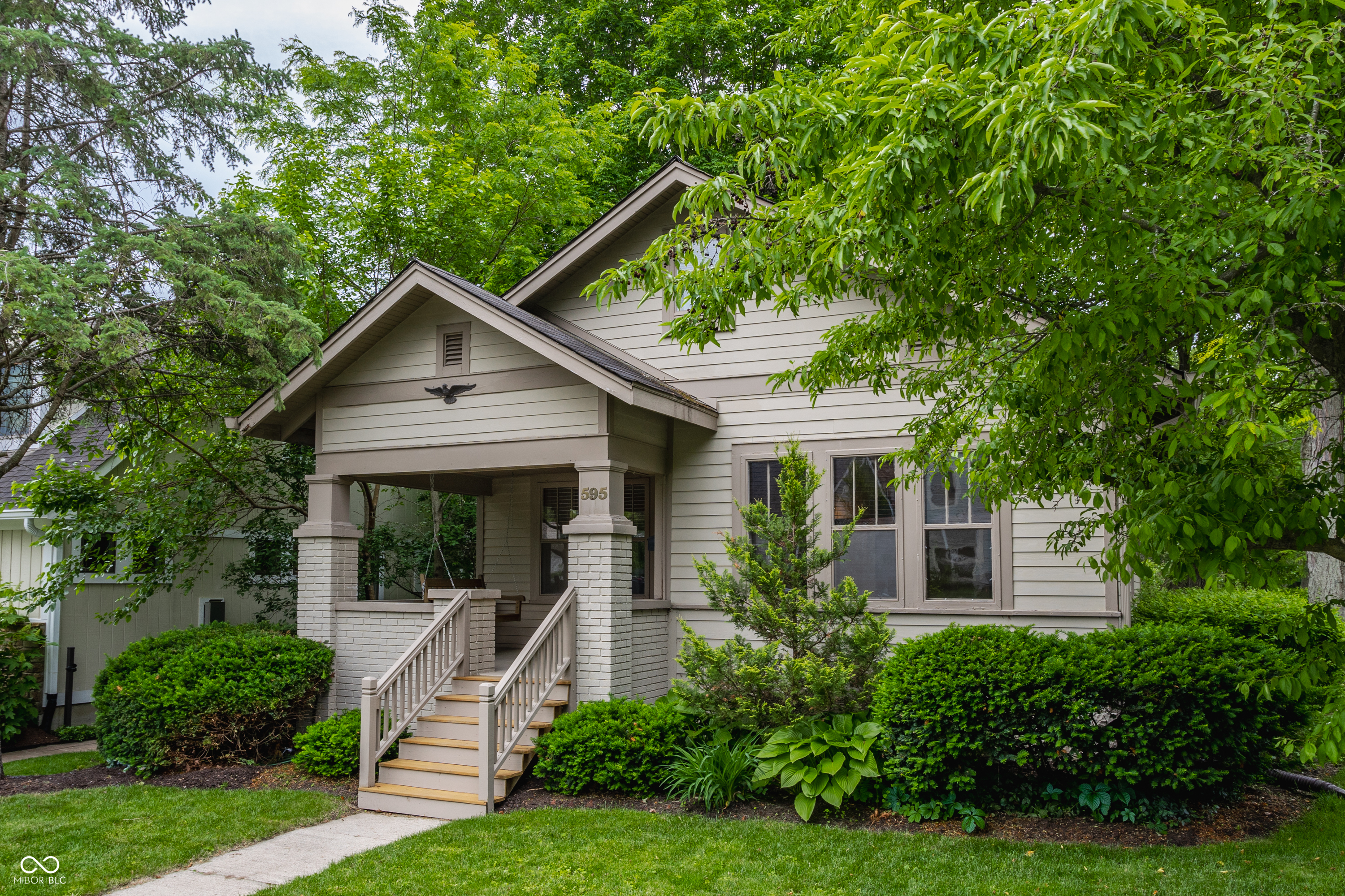 595 W Poplar Street
