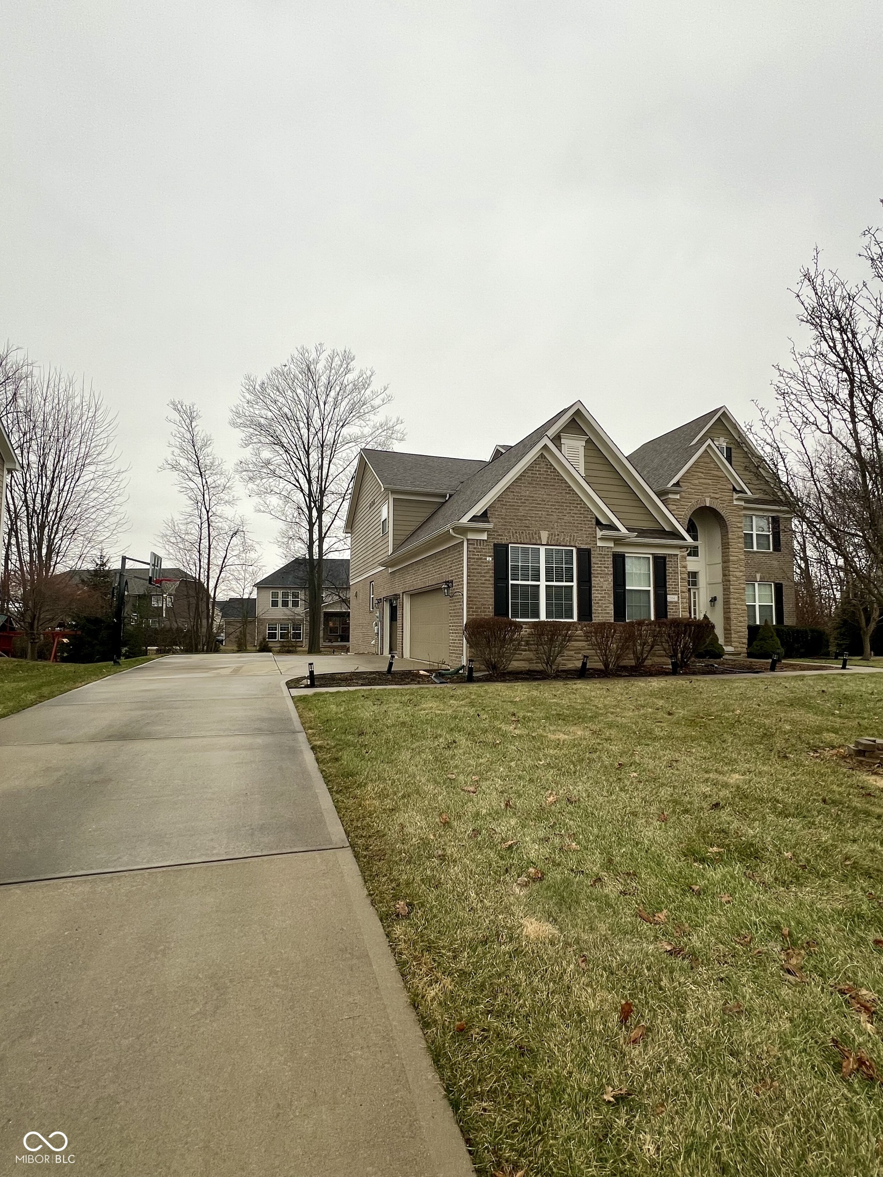 2504 Fawn Bluff Court