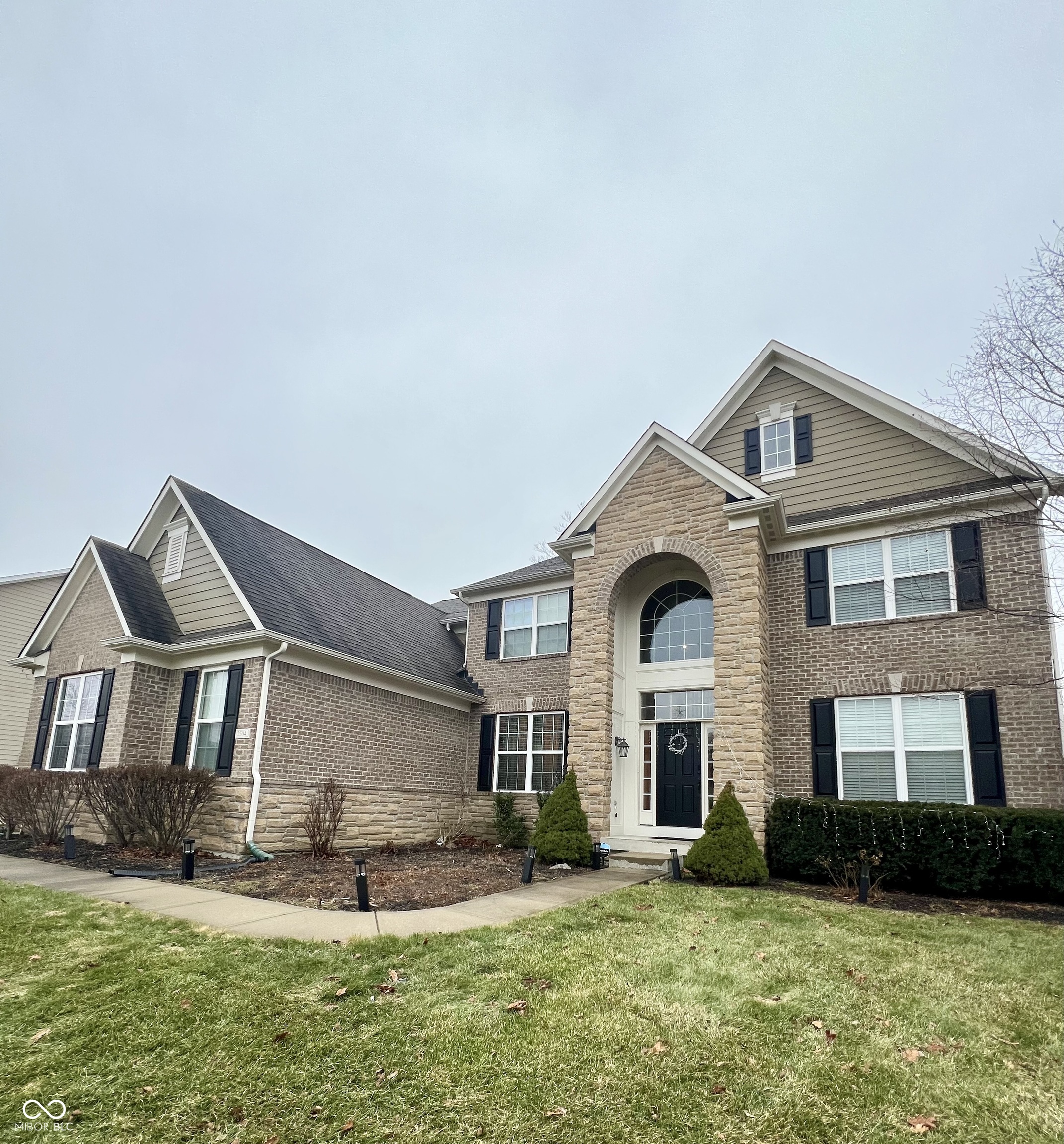 2504 Fawn Bluff Court