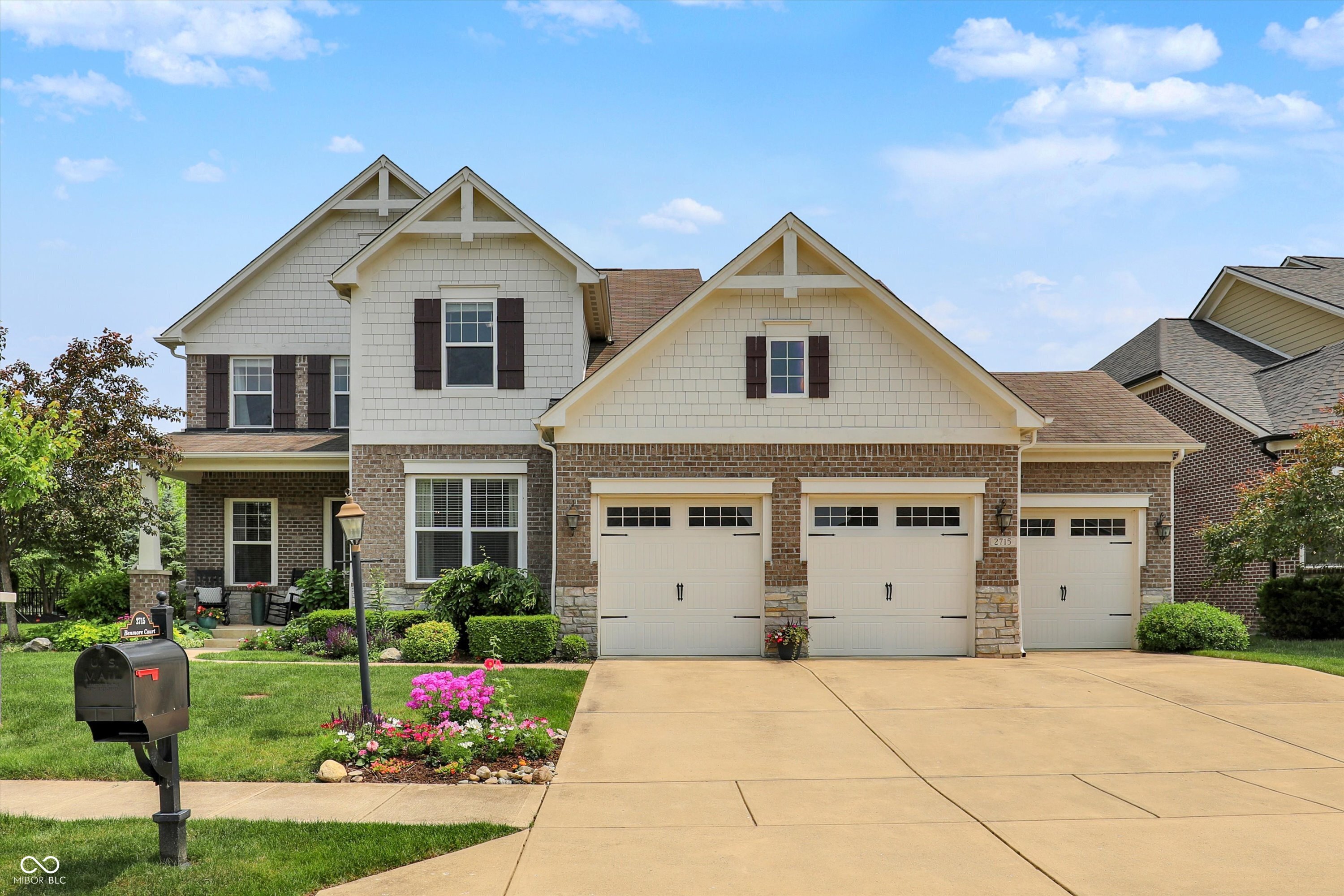 2715 Benmore Court