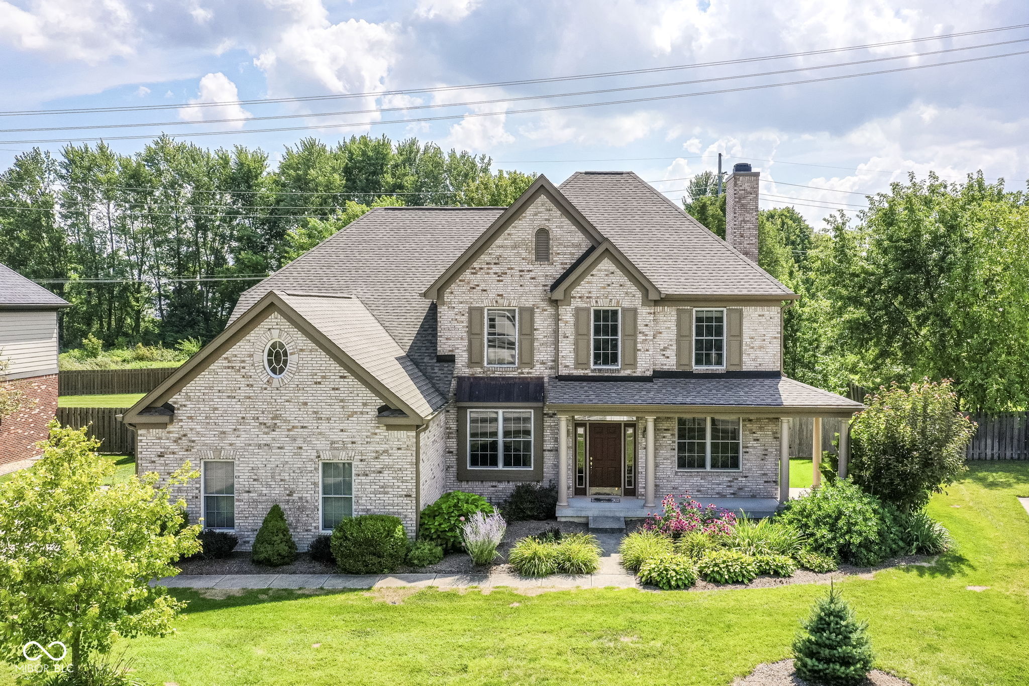 4273 Honeysuckle Lane