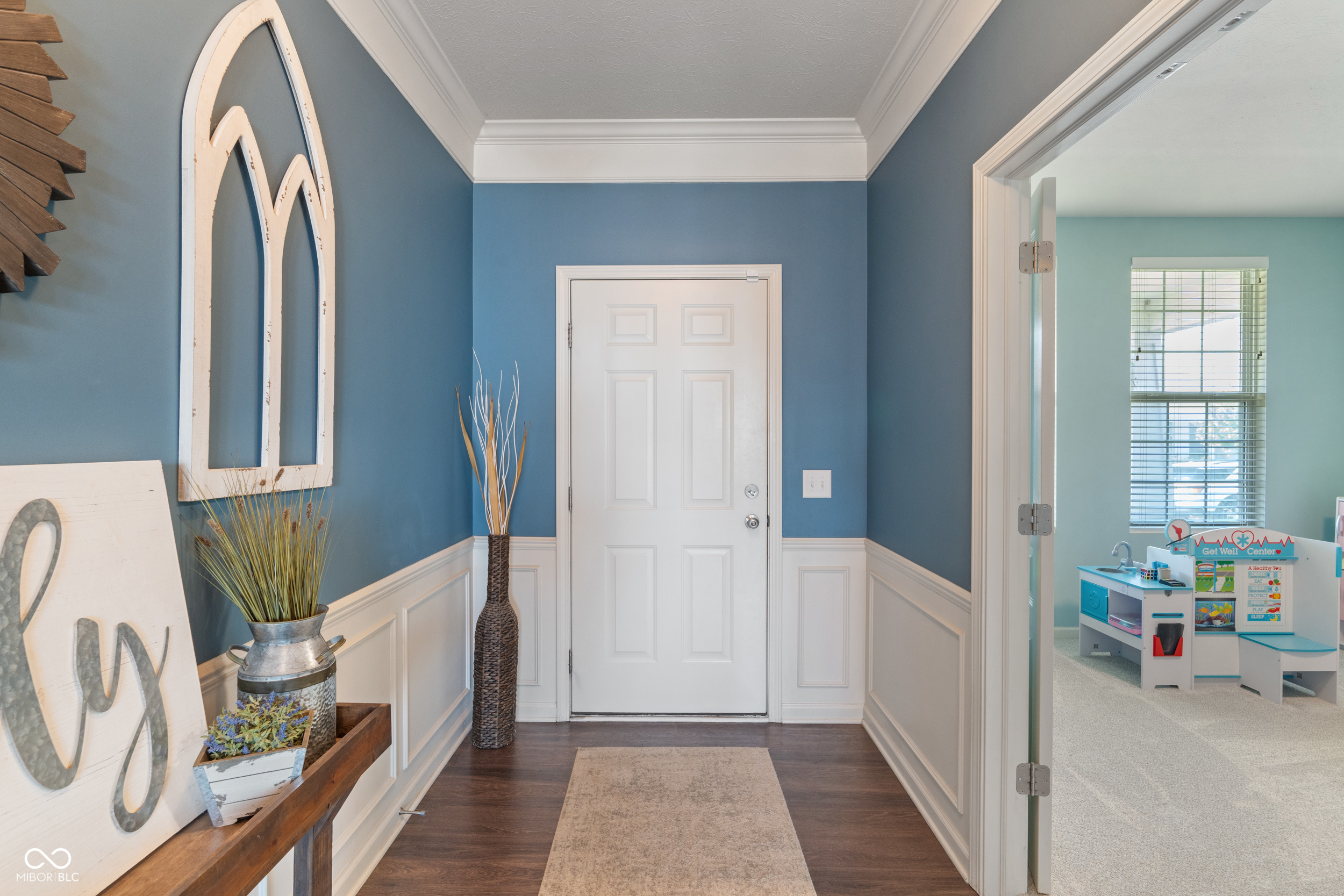 6148 Crabapple Drive