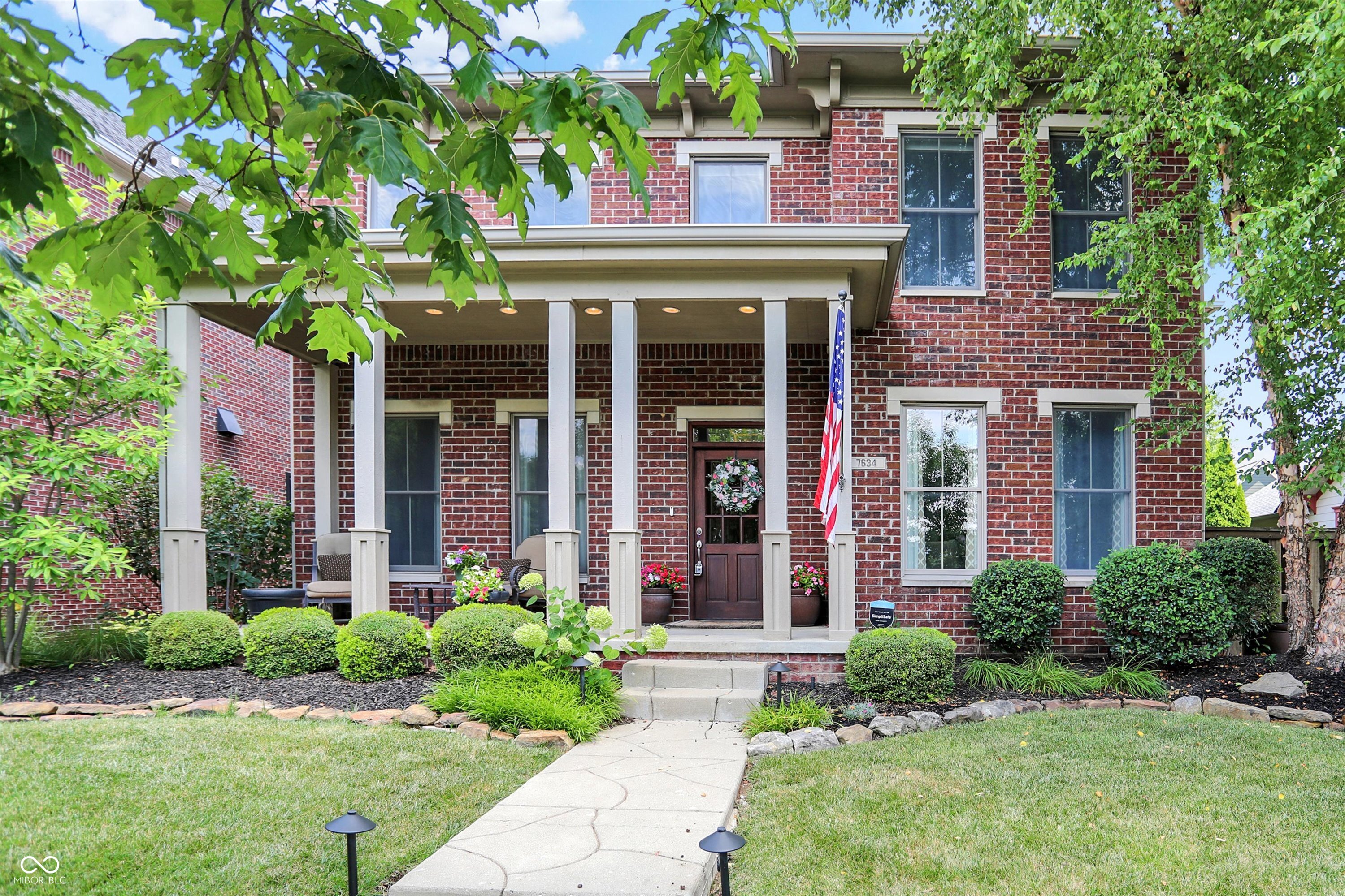 7634 The Commons