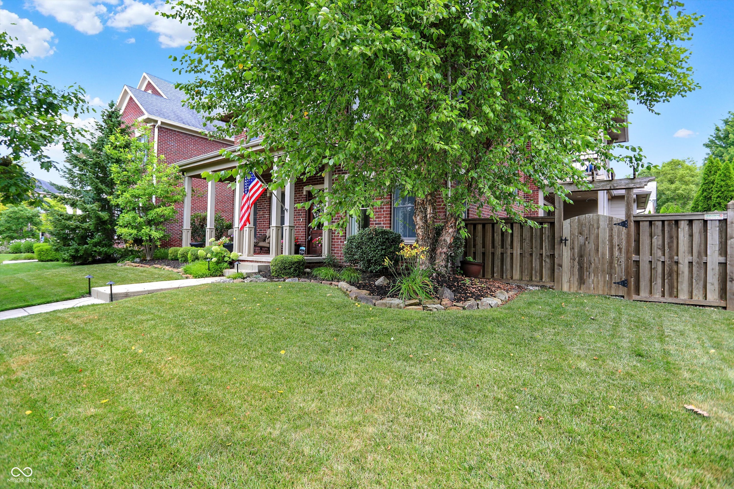 7634 The Commons