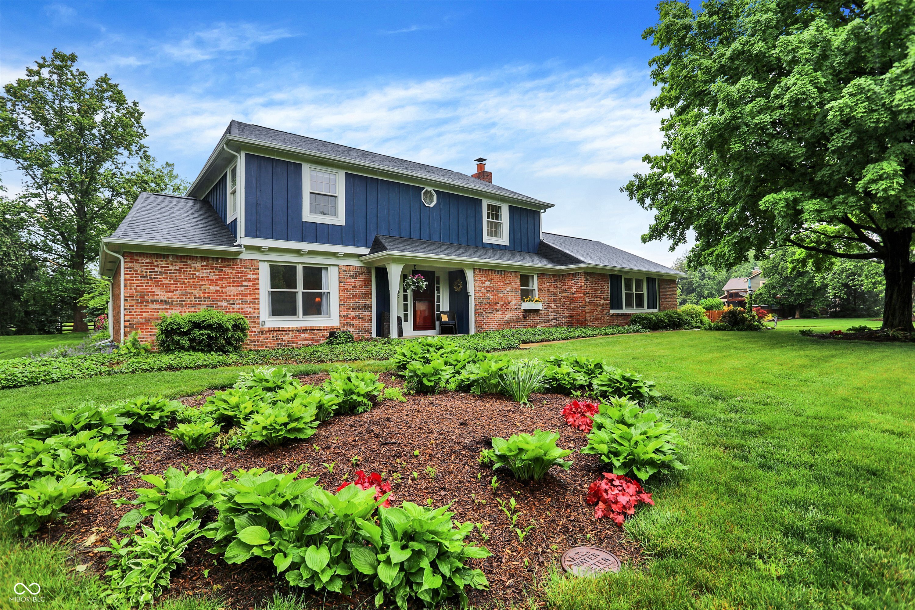 1095 Williamsburg Lane