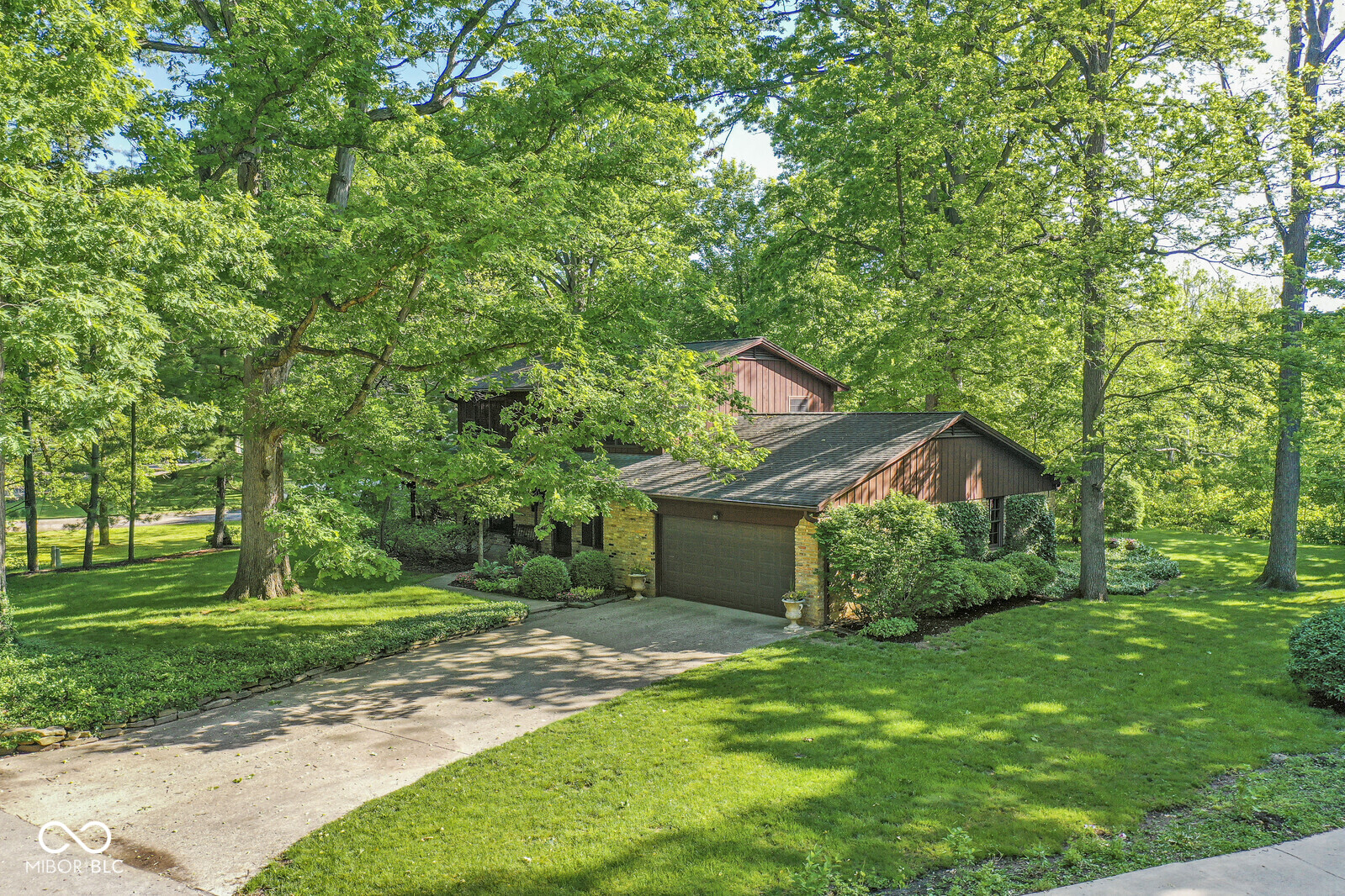 577 Century Oaks Drive