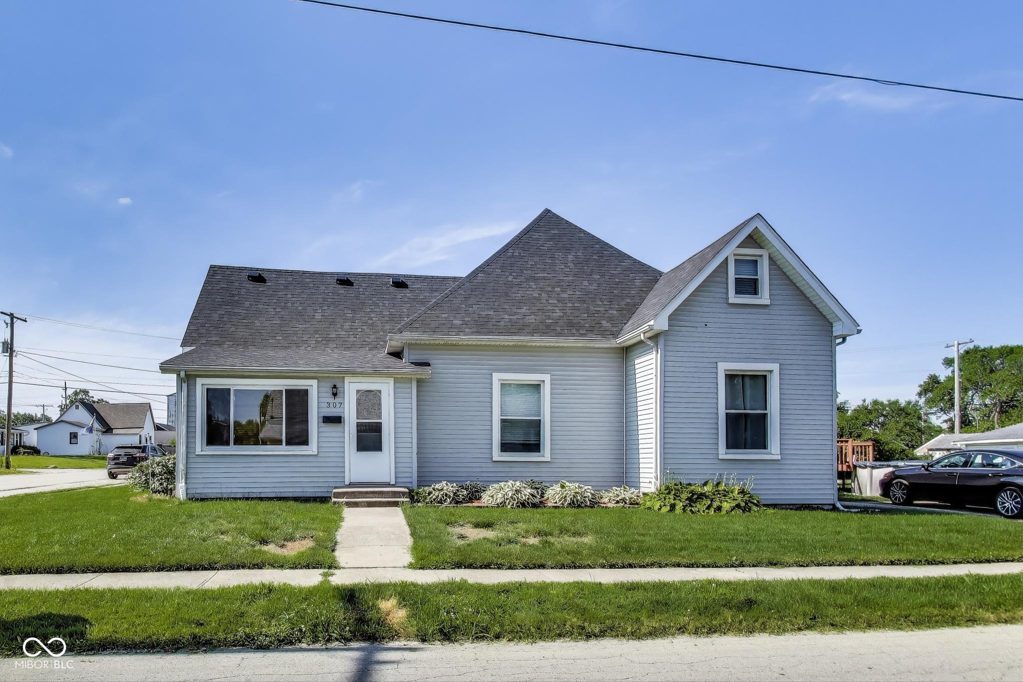 307 E Walnut Street