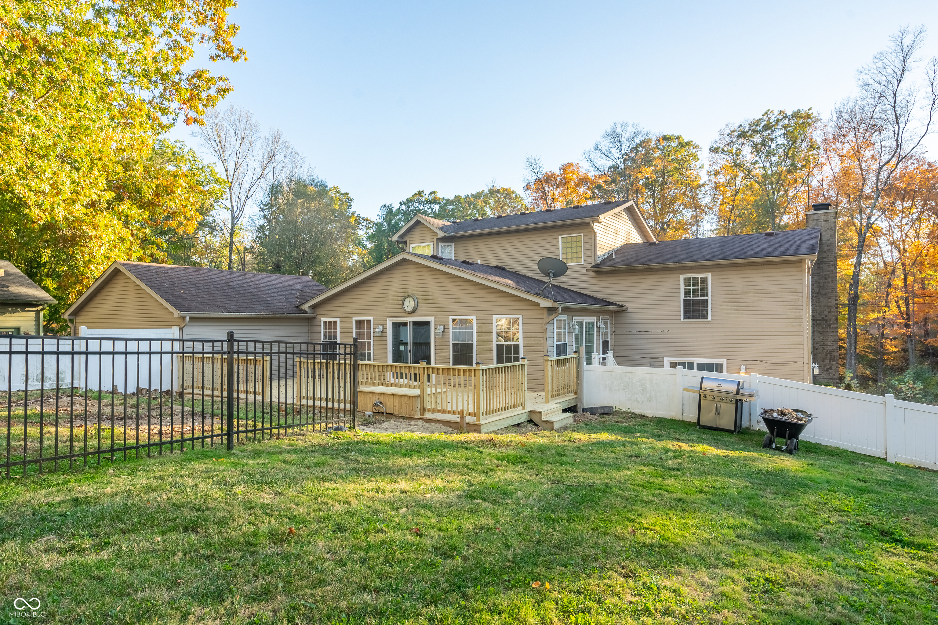 7709 Elk Drive