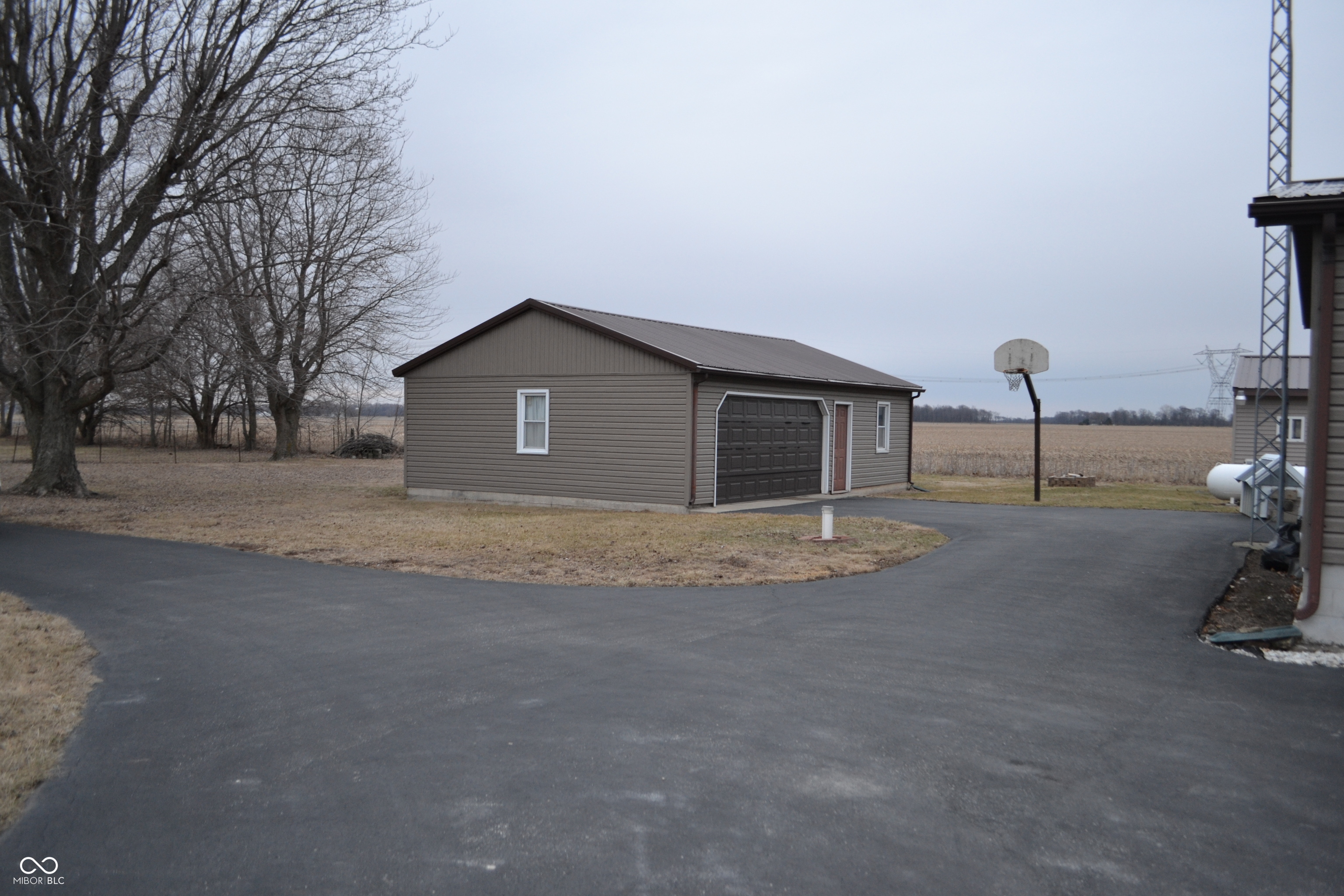 1441 N State Road 29