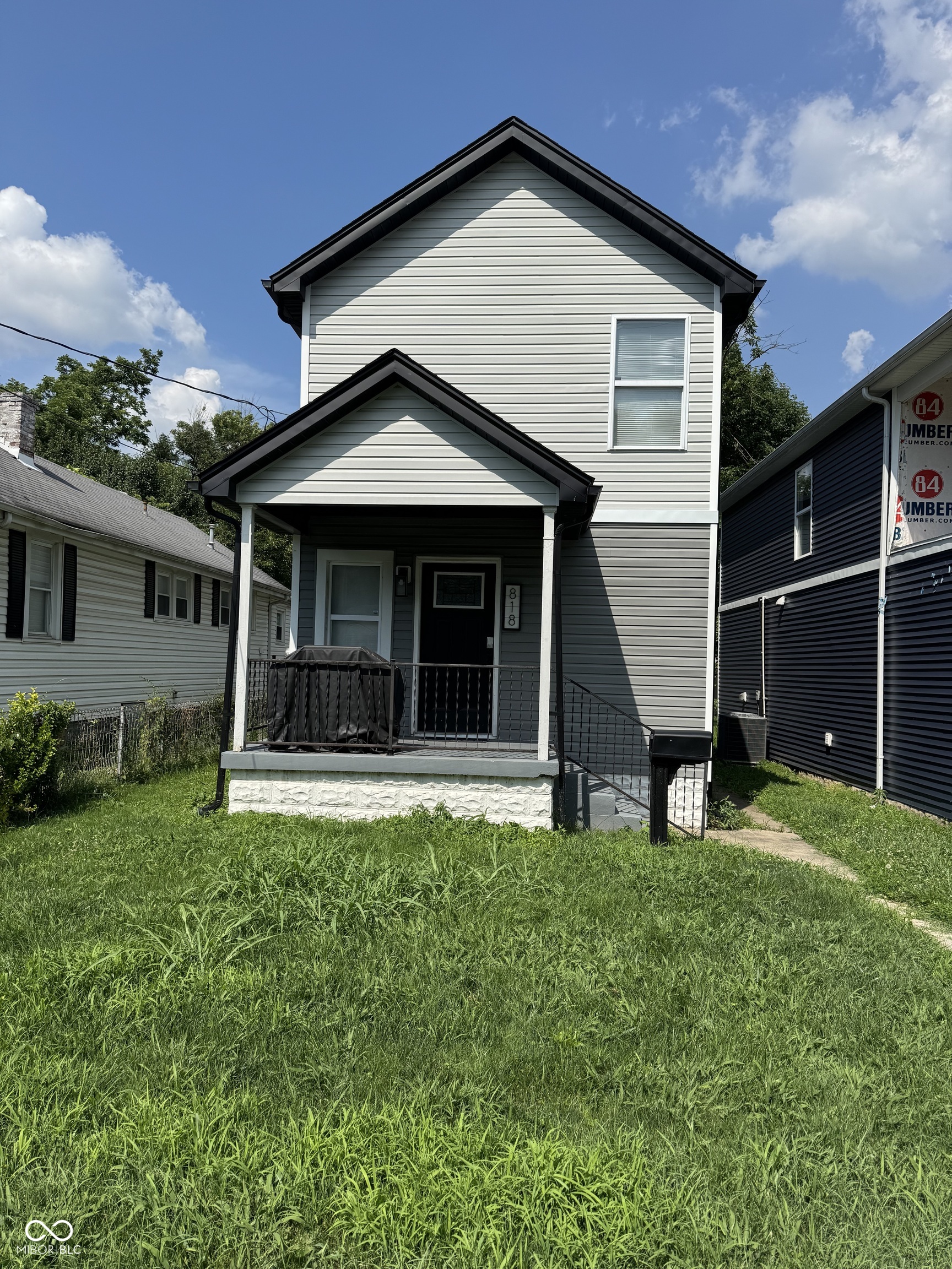 818 Fulton Street