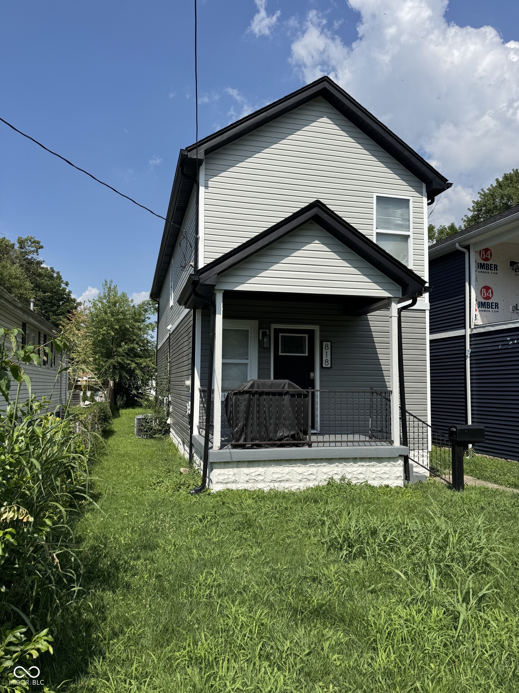 818 Fulton Street