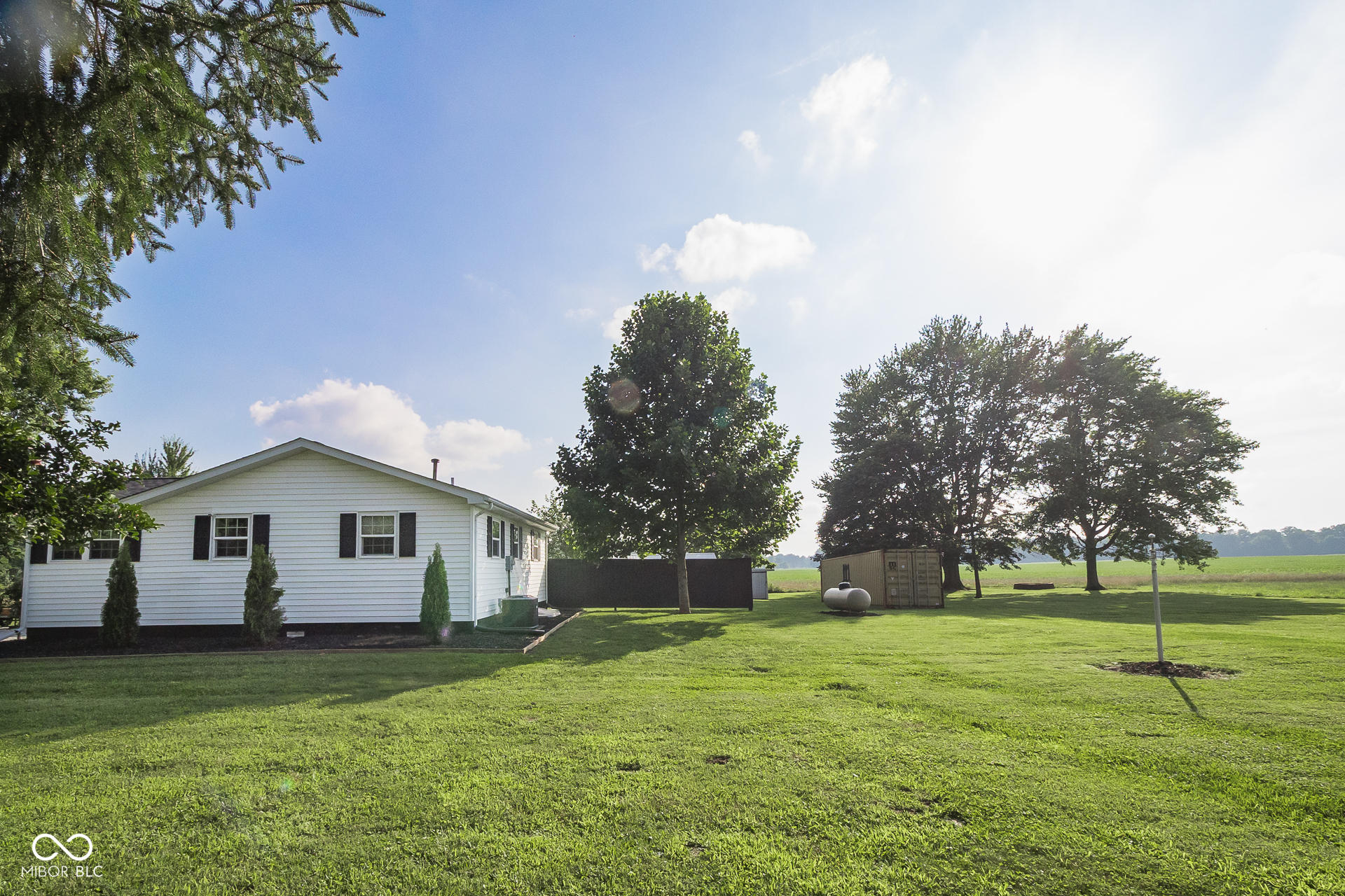7823 N County Road 300 W