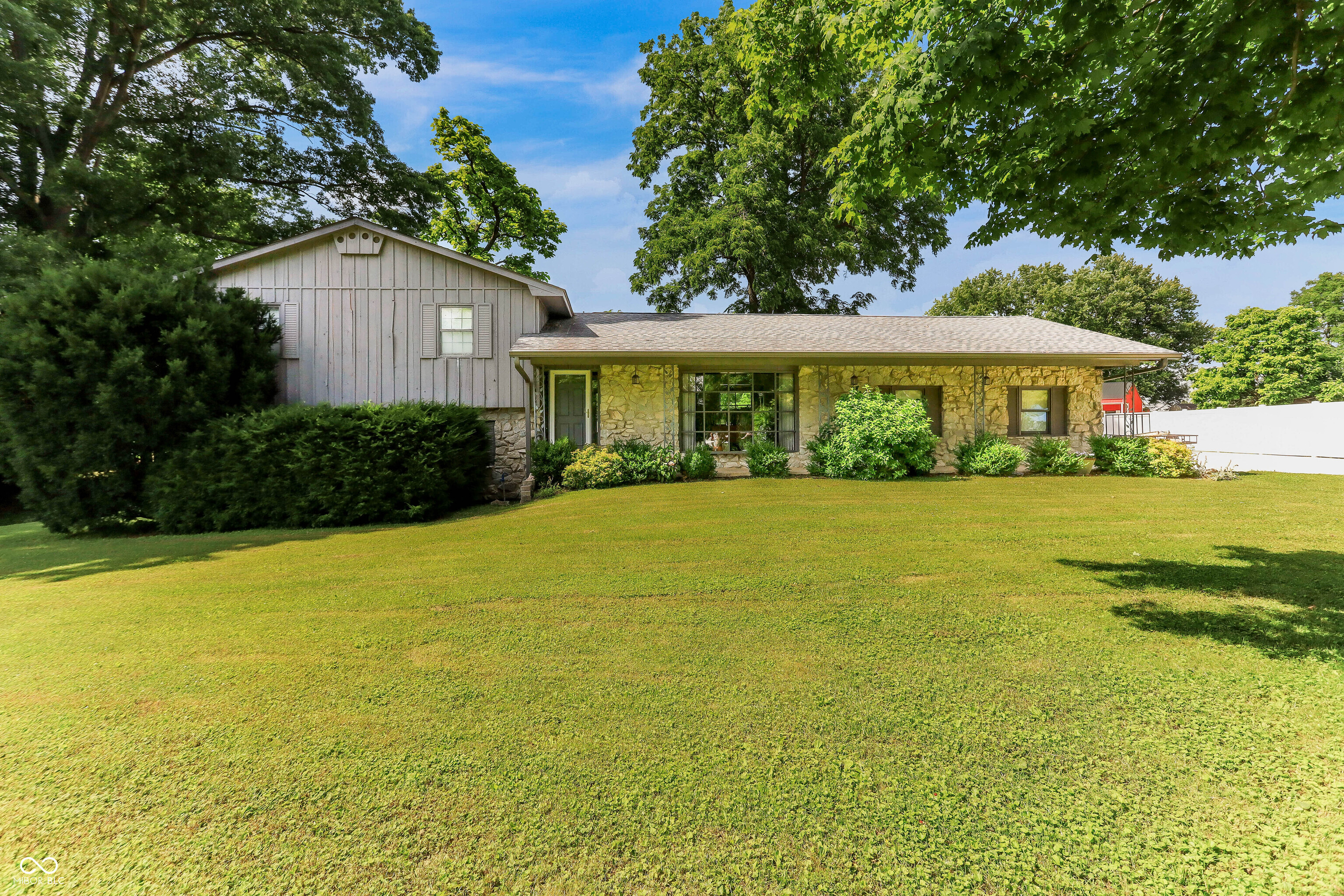 1062 W Stan Mar Estates Drive