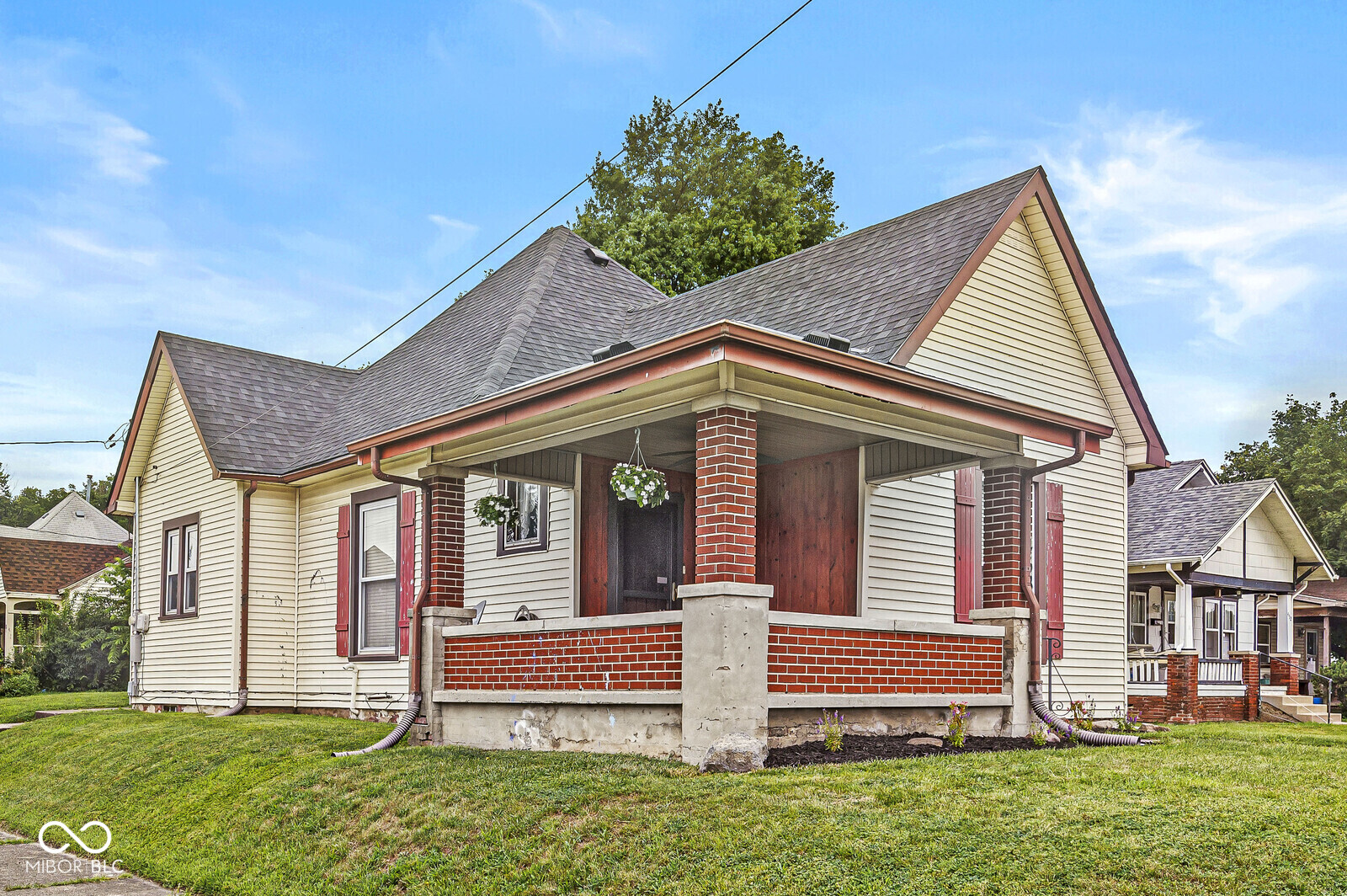 458 Main Avenue