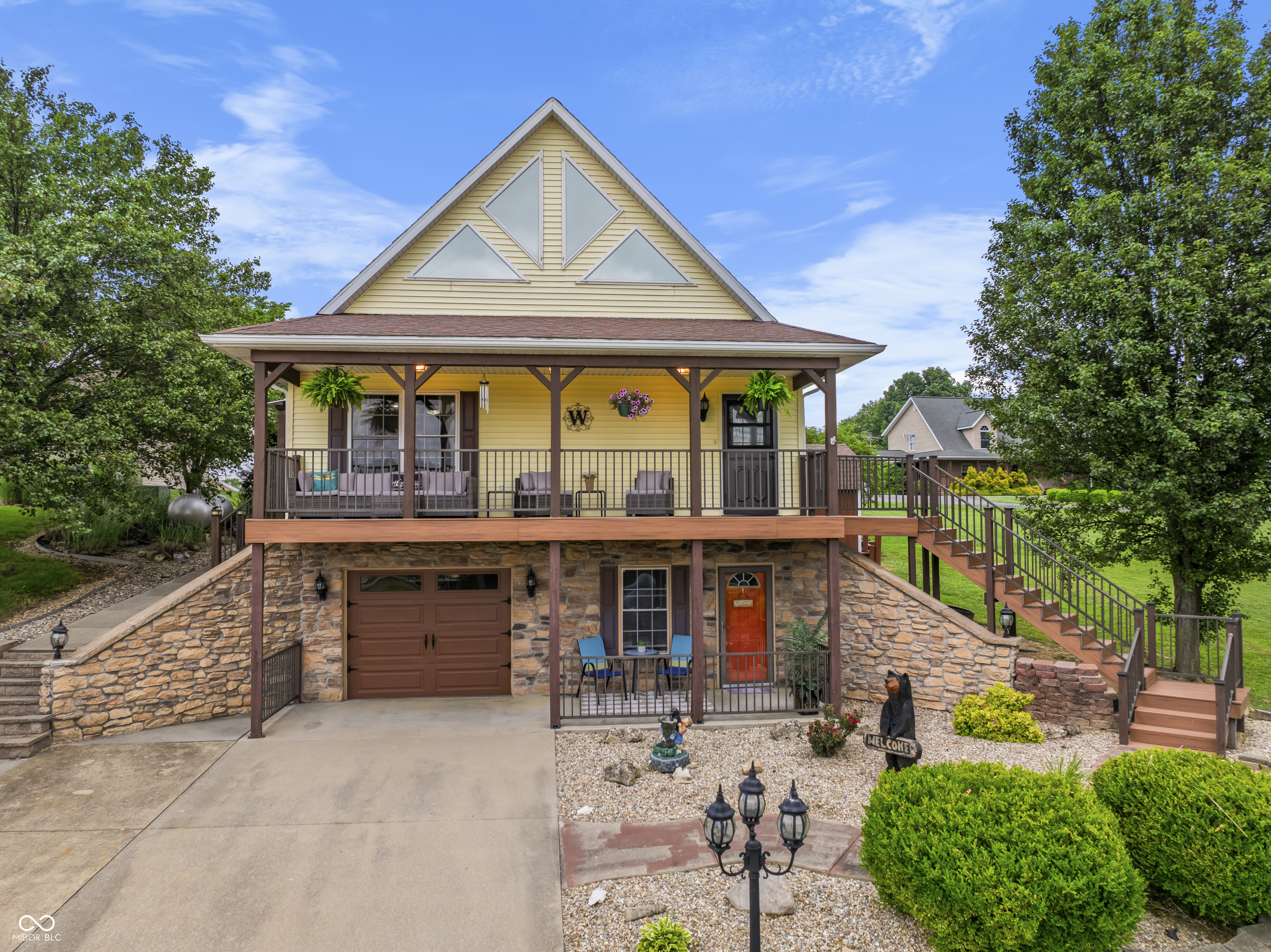 8814 W Meadows Drive
