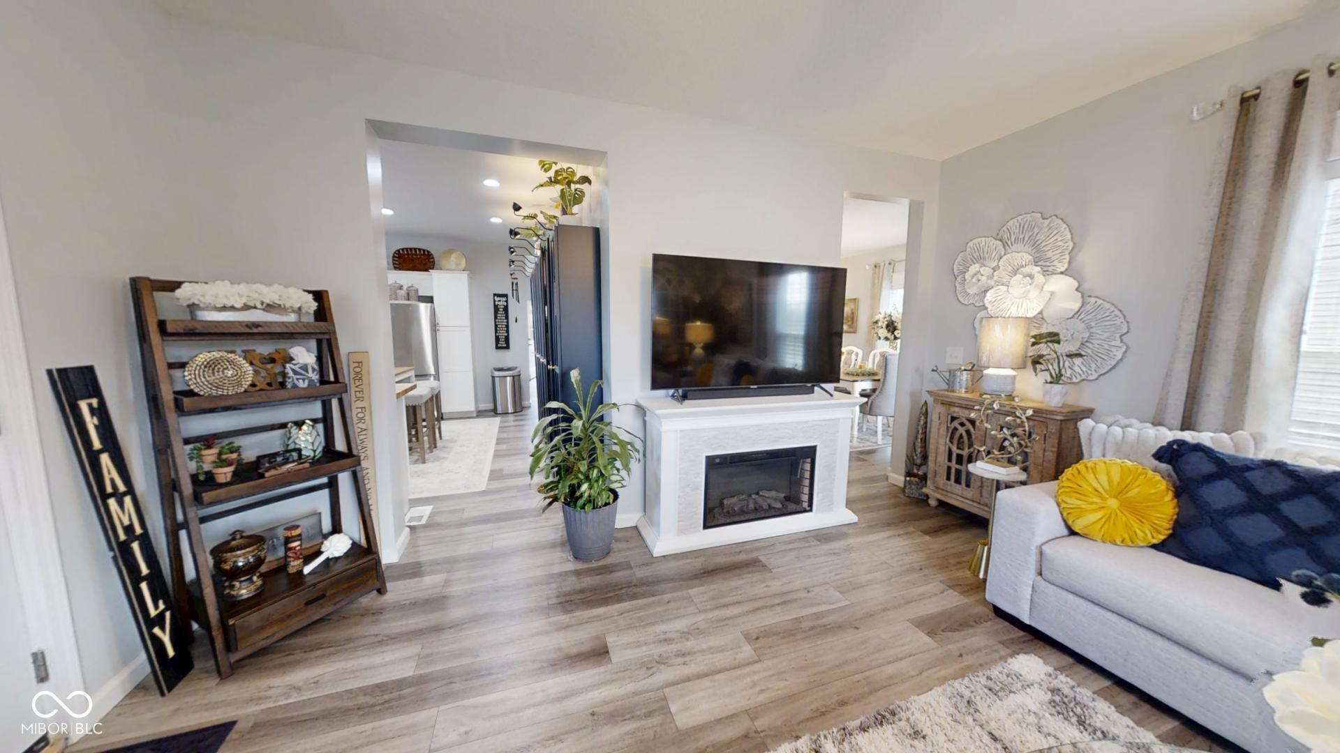 14368 Main Street