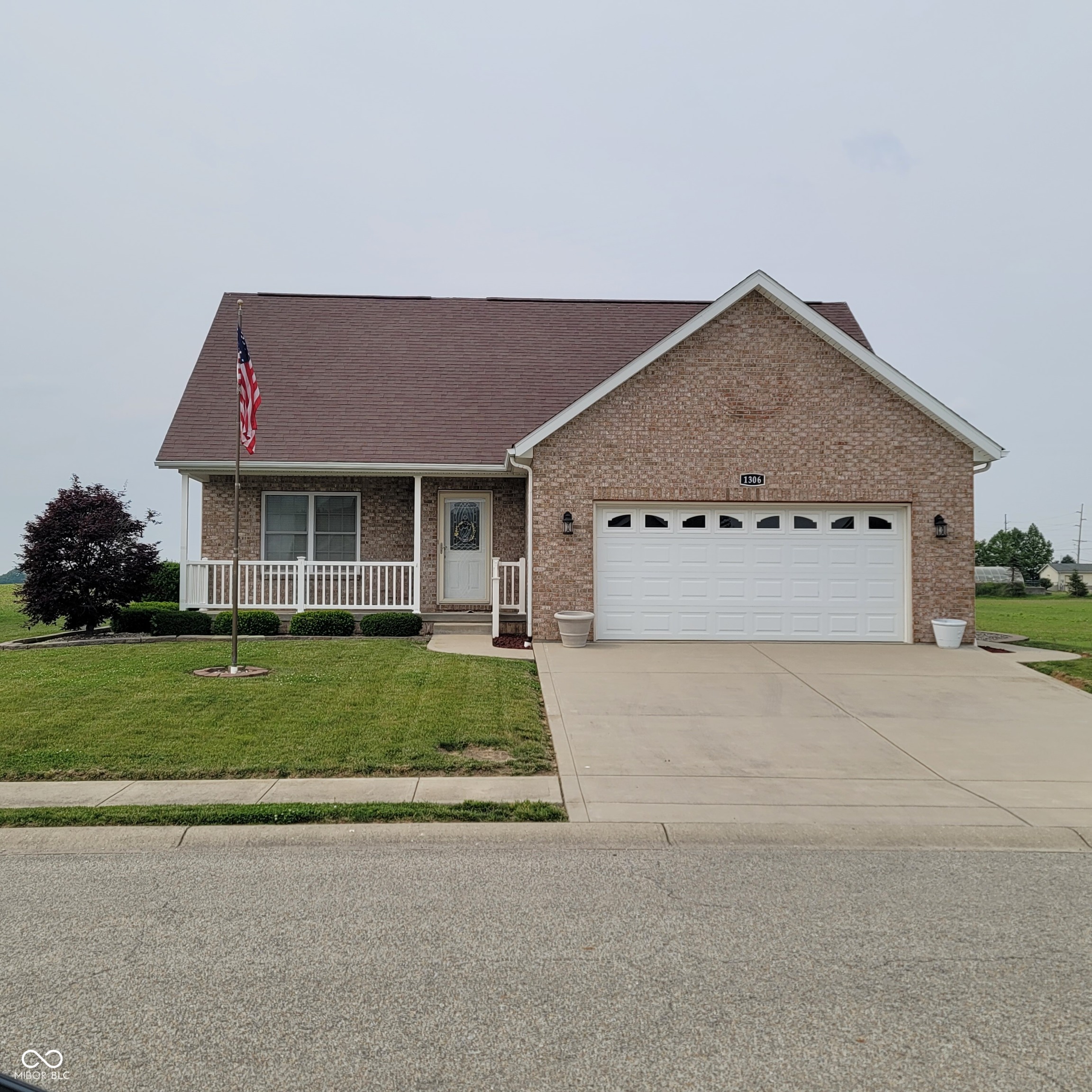1306 W Daniel Drive
