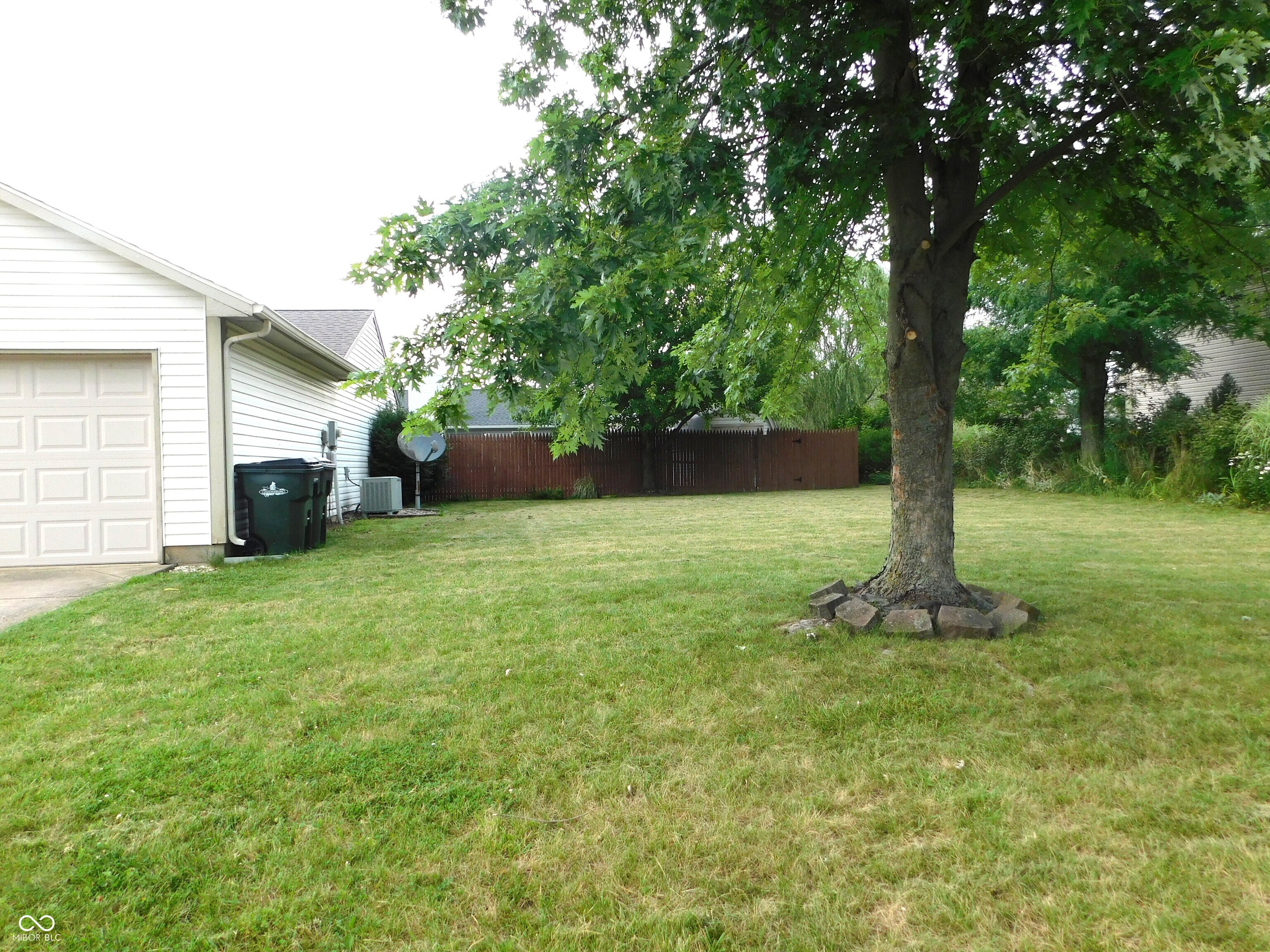 804 E Fleetwood Drive