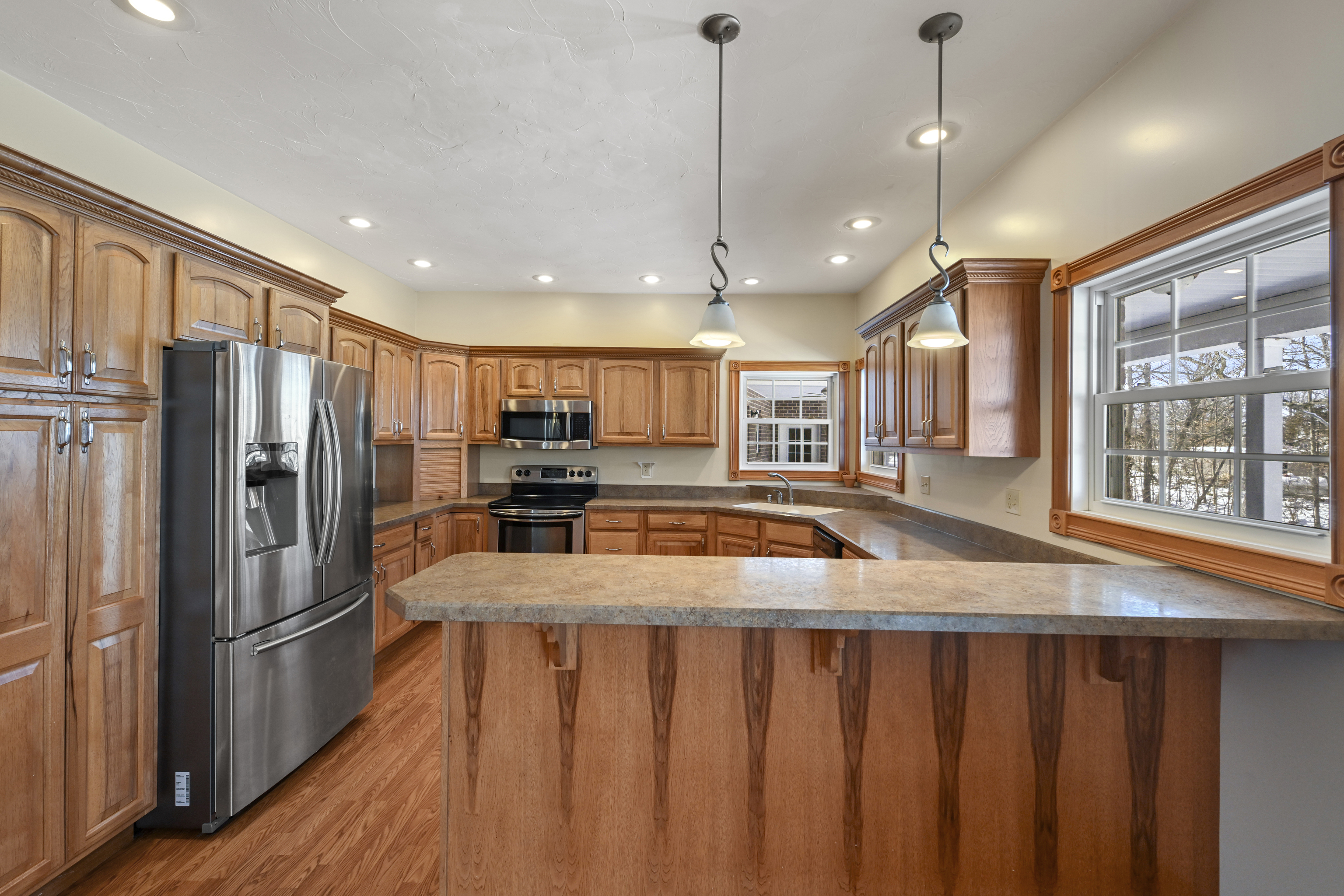 361 SW Santee Drive