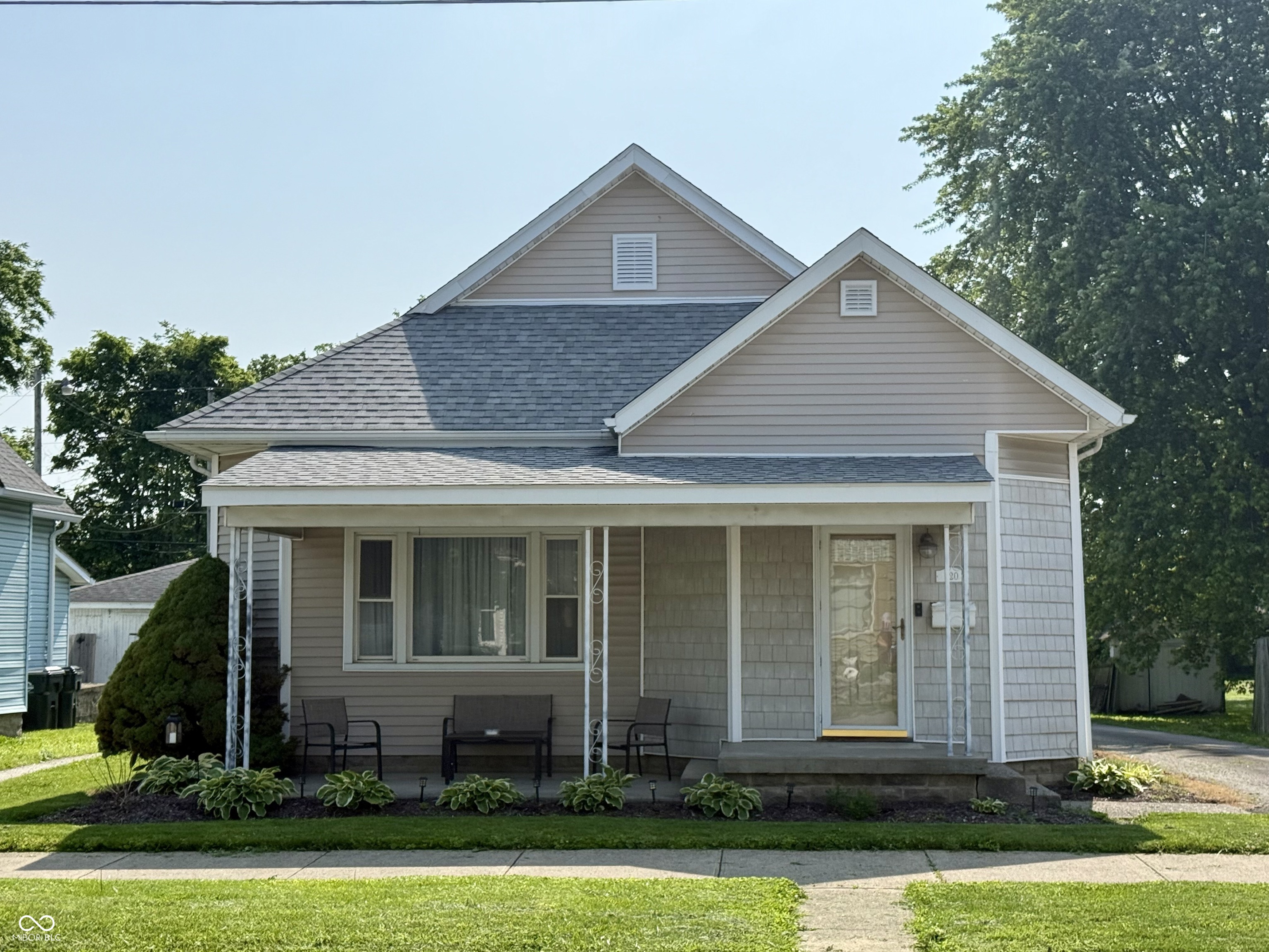 820 N Broadway Street