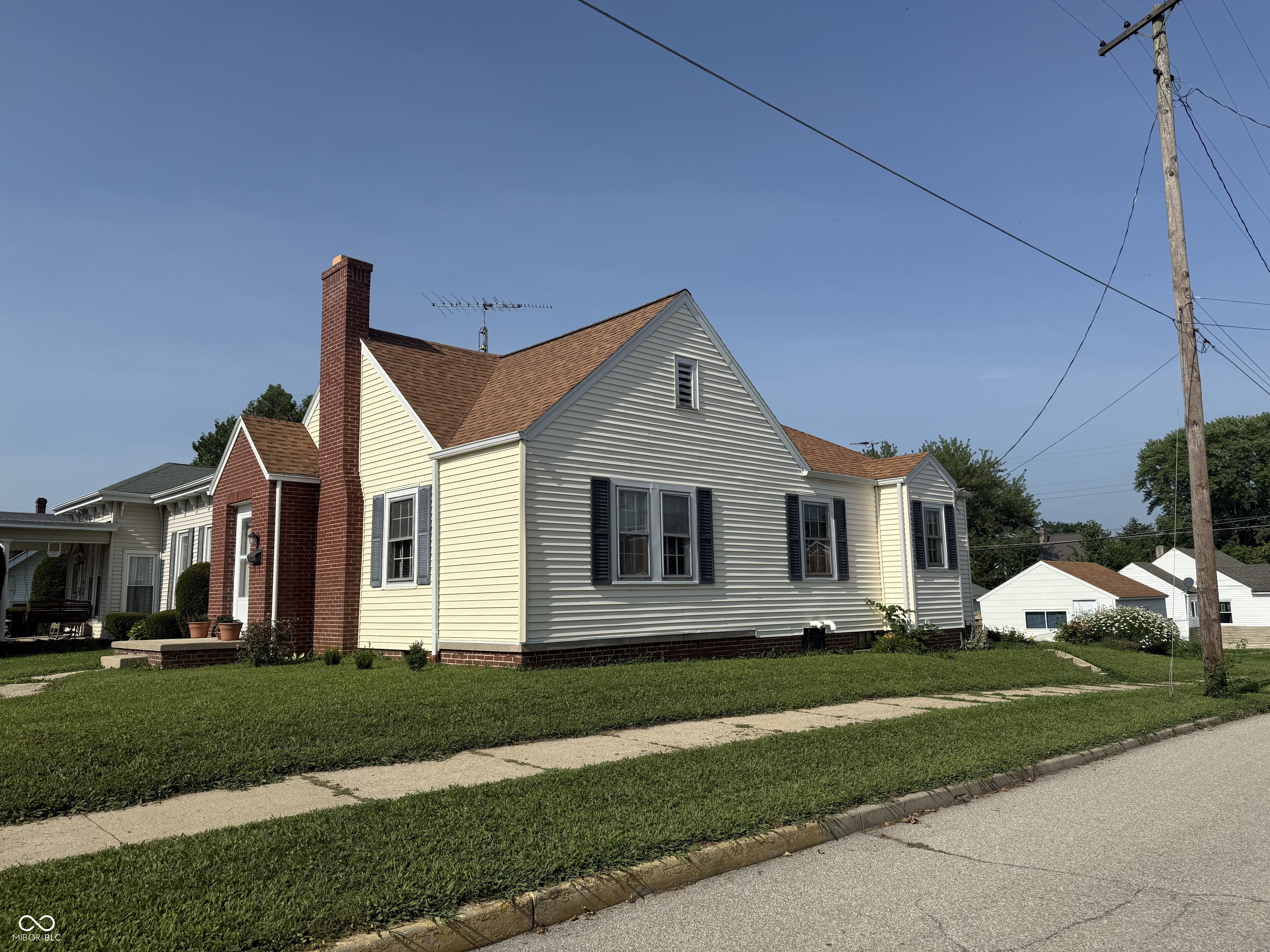 502 N Broadway Street