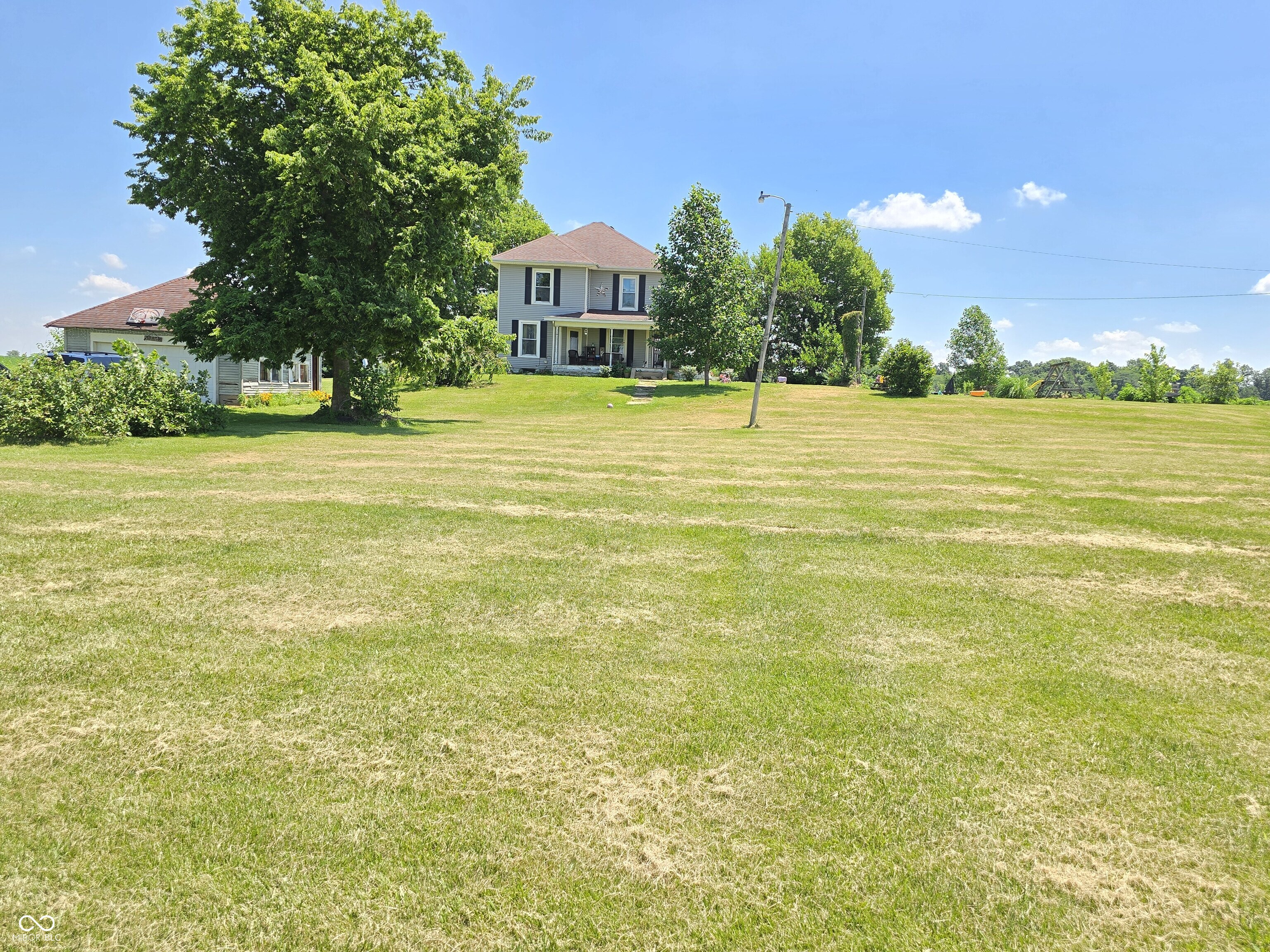 170 N County Road 1000 W