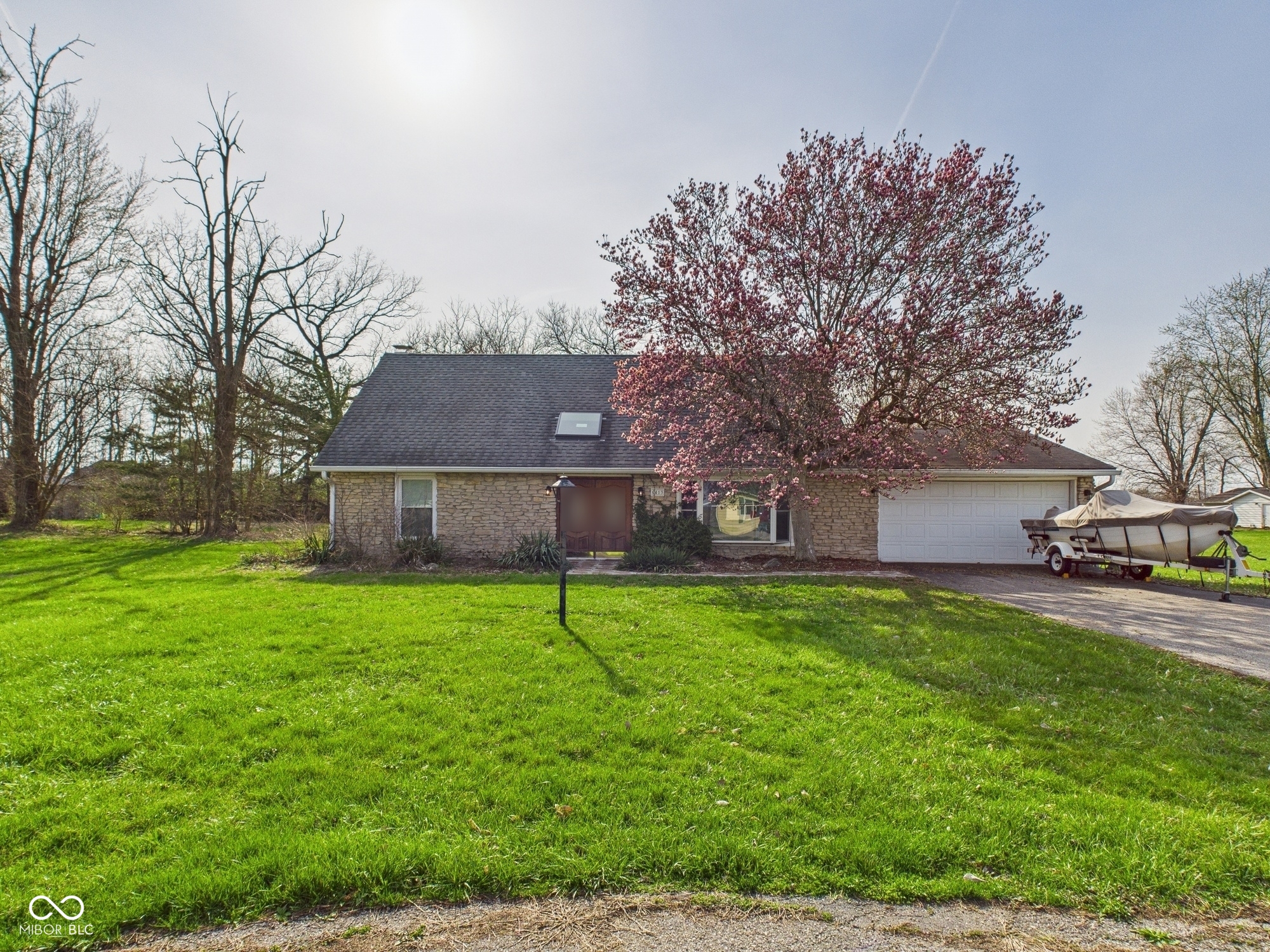 6413 N Wheeling Avenue