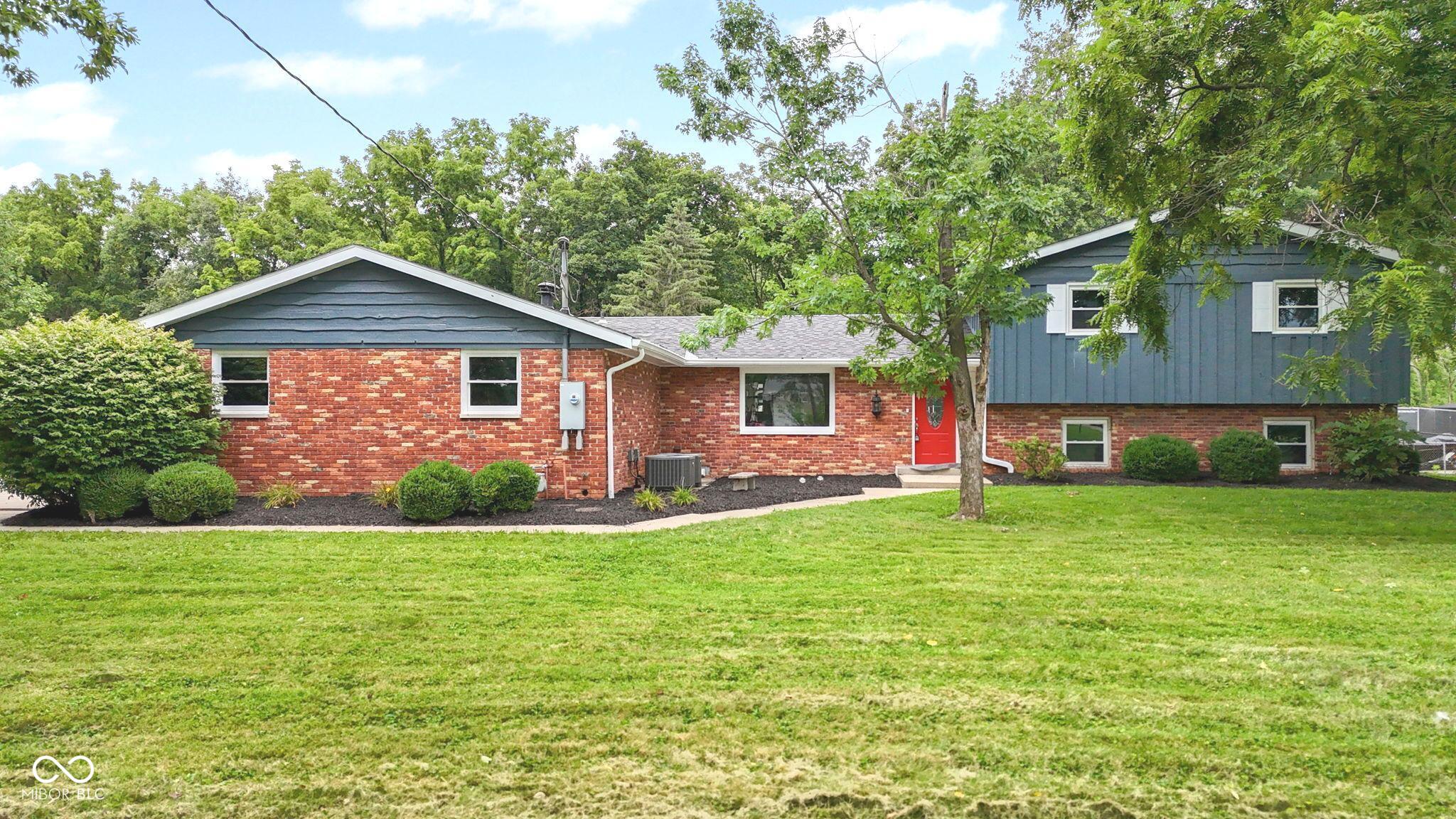 8810 W Tulip Tree Drive