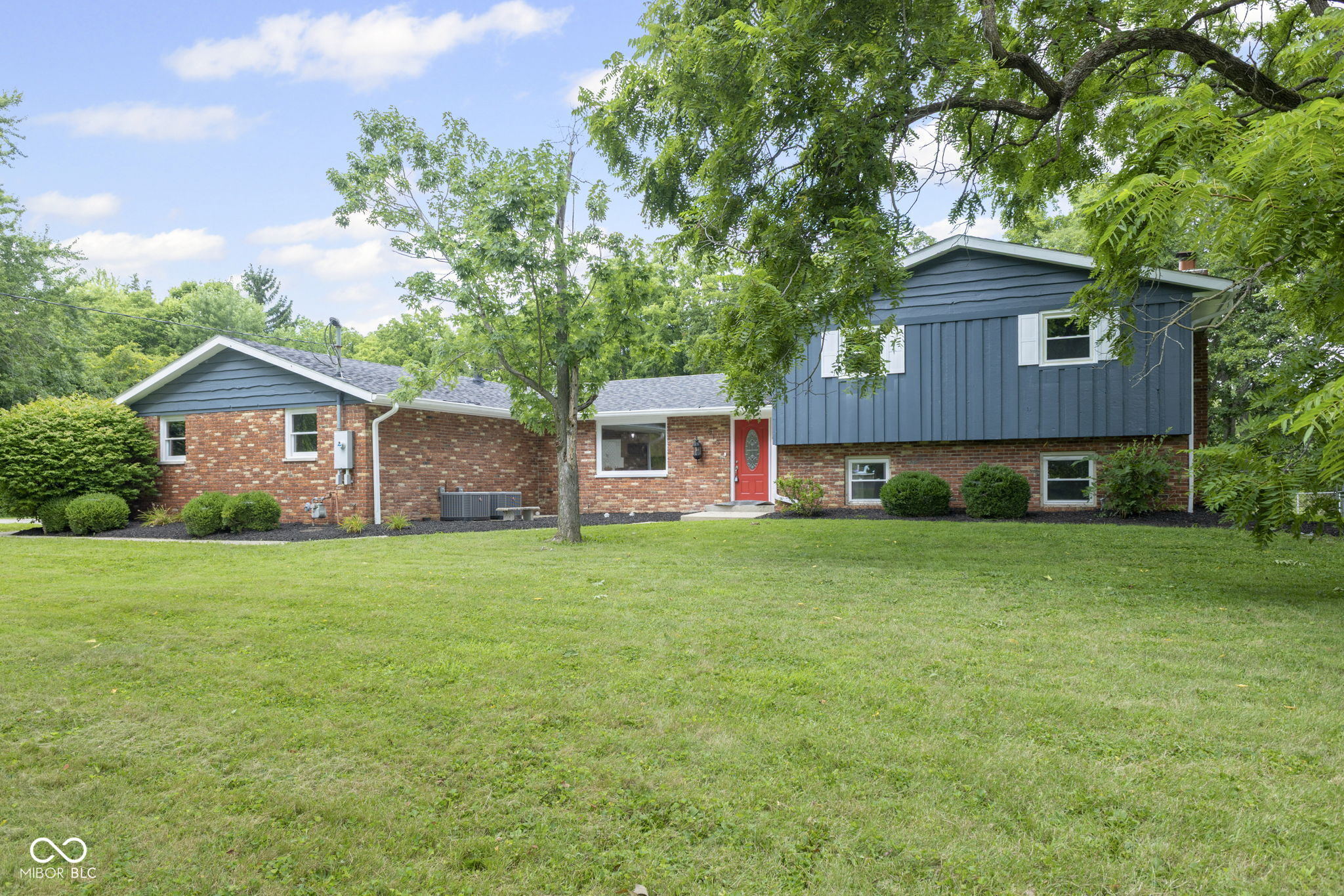 8810 W Tulip Tree Drive