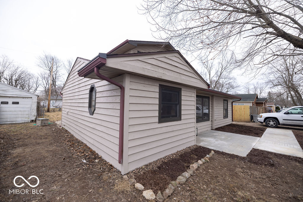 1612 S Lindell Drive