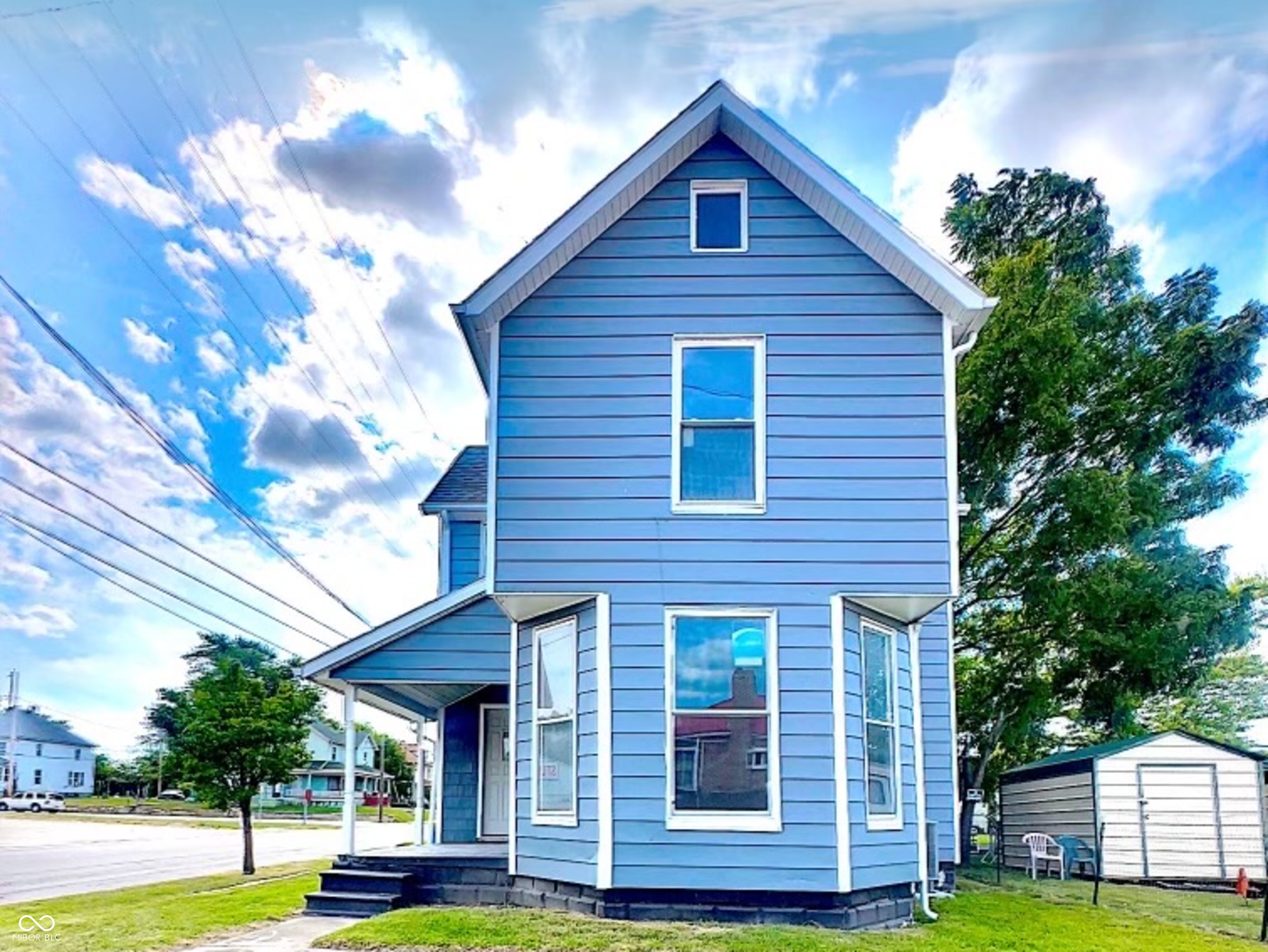 1011 S Elm Street